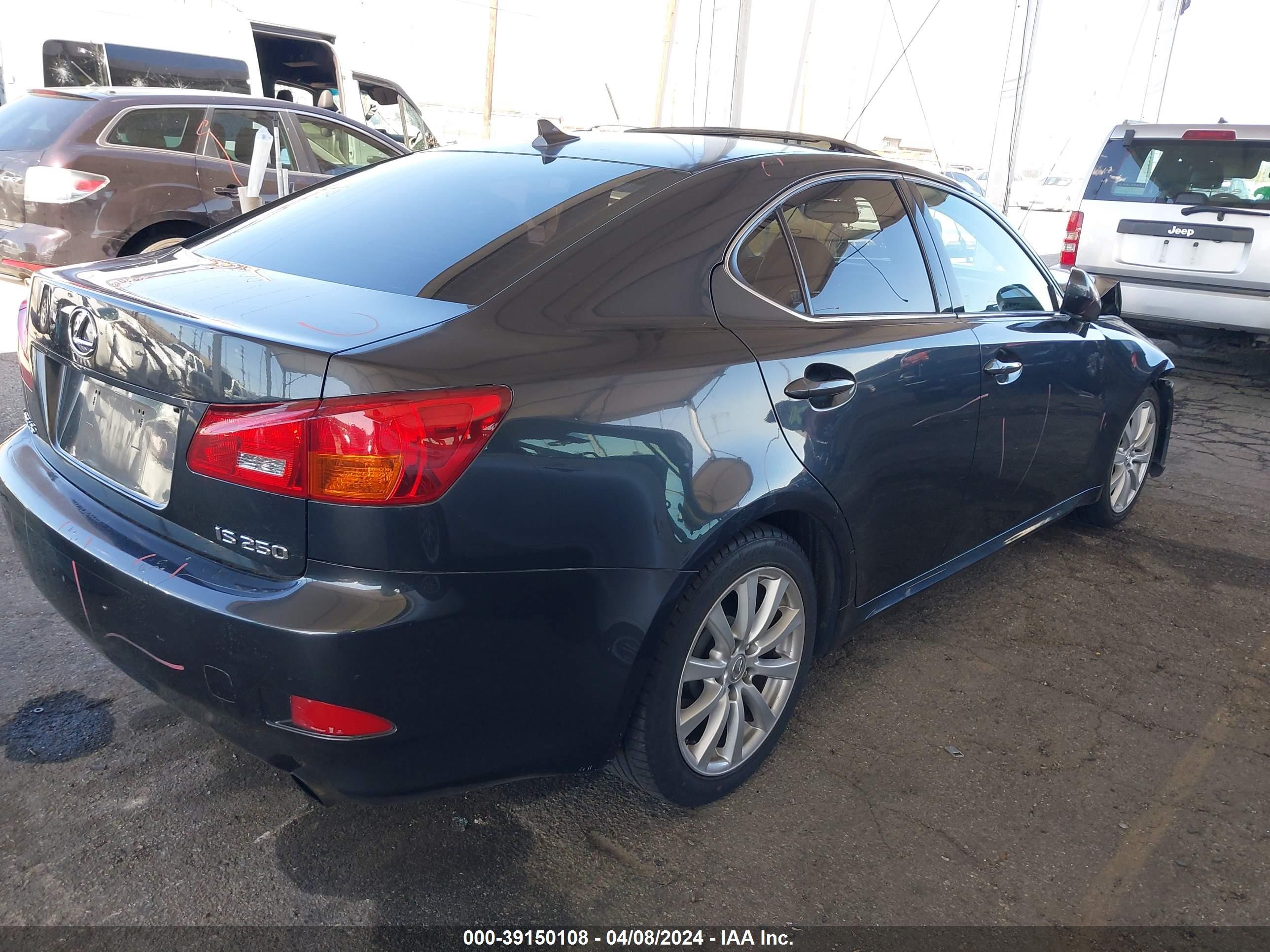 Photo 3 VIN: JTHBK262685076987 - LEXUS IS 