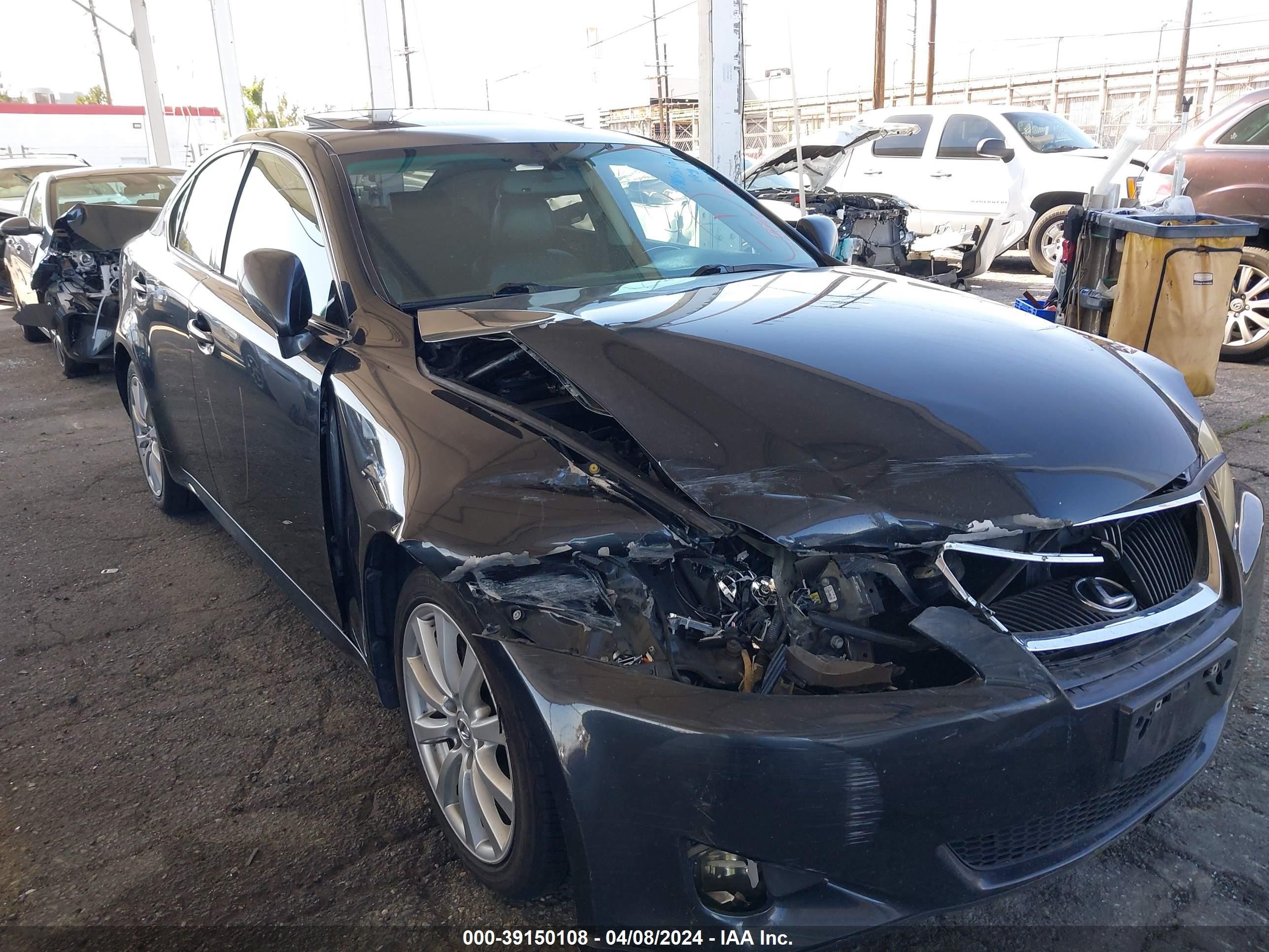 Photo 5 VIN: JTHBK262685076987 - LEXUS IS 