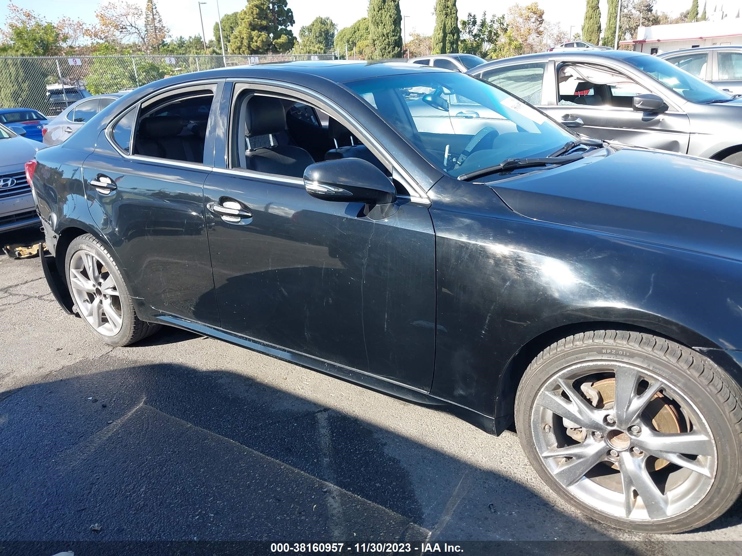 Photo 12 VIN: JTHBK262692090858 - LEXUS IS 