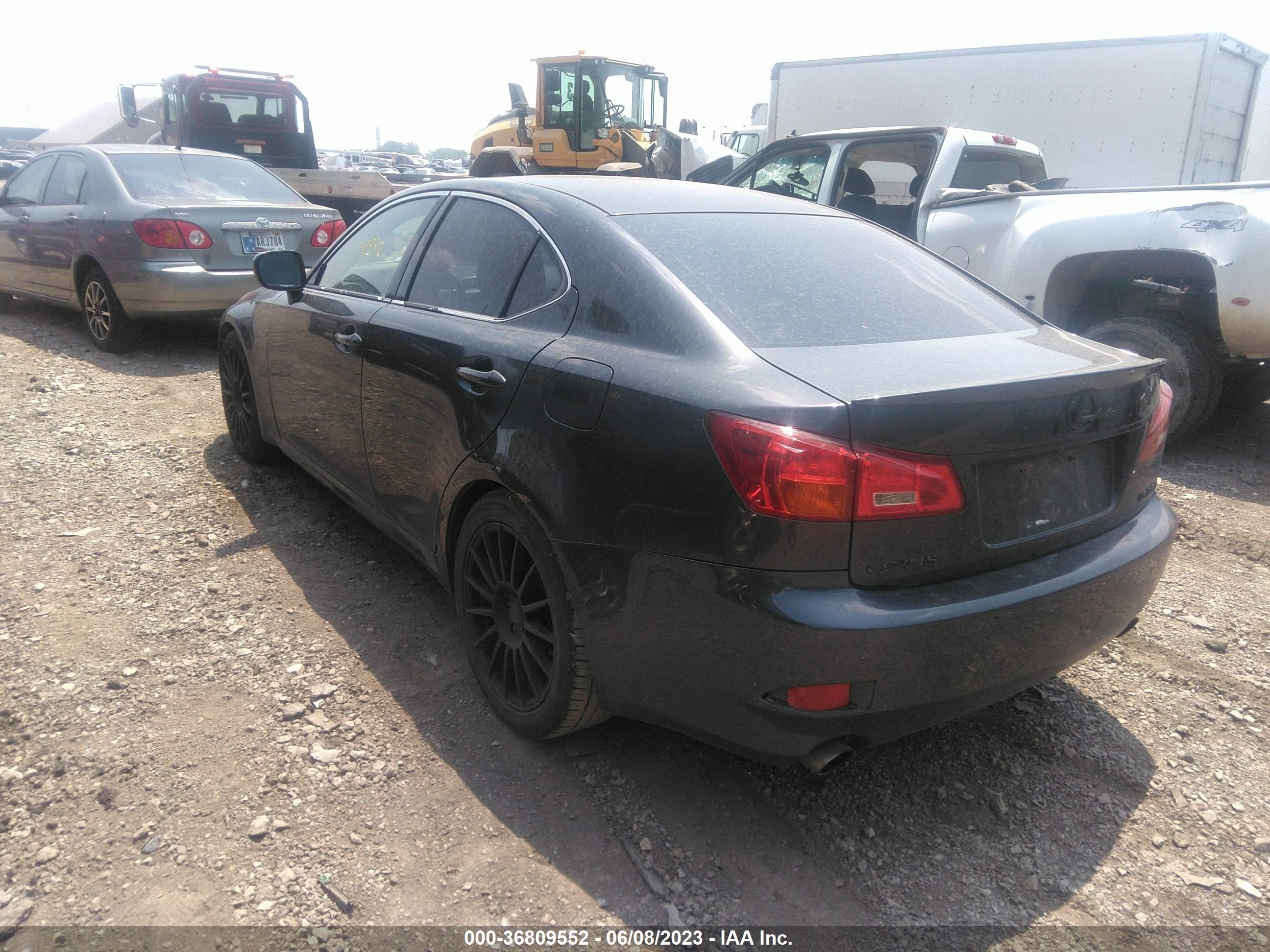 Photo 2 VIN: JTHBK262762008308 - LEXUS IS 