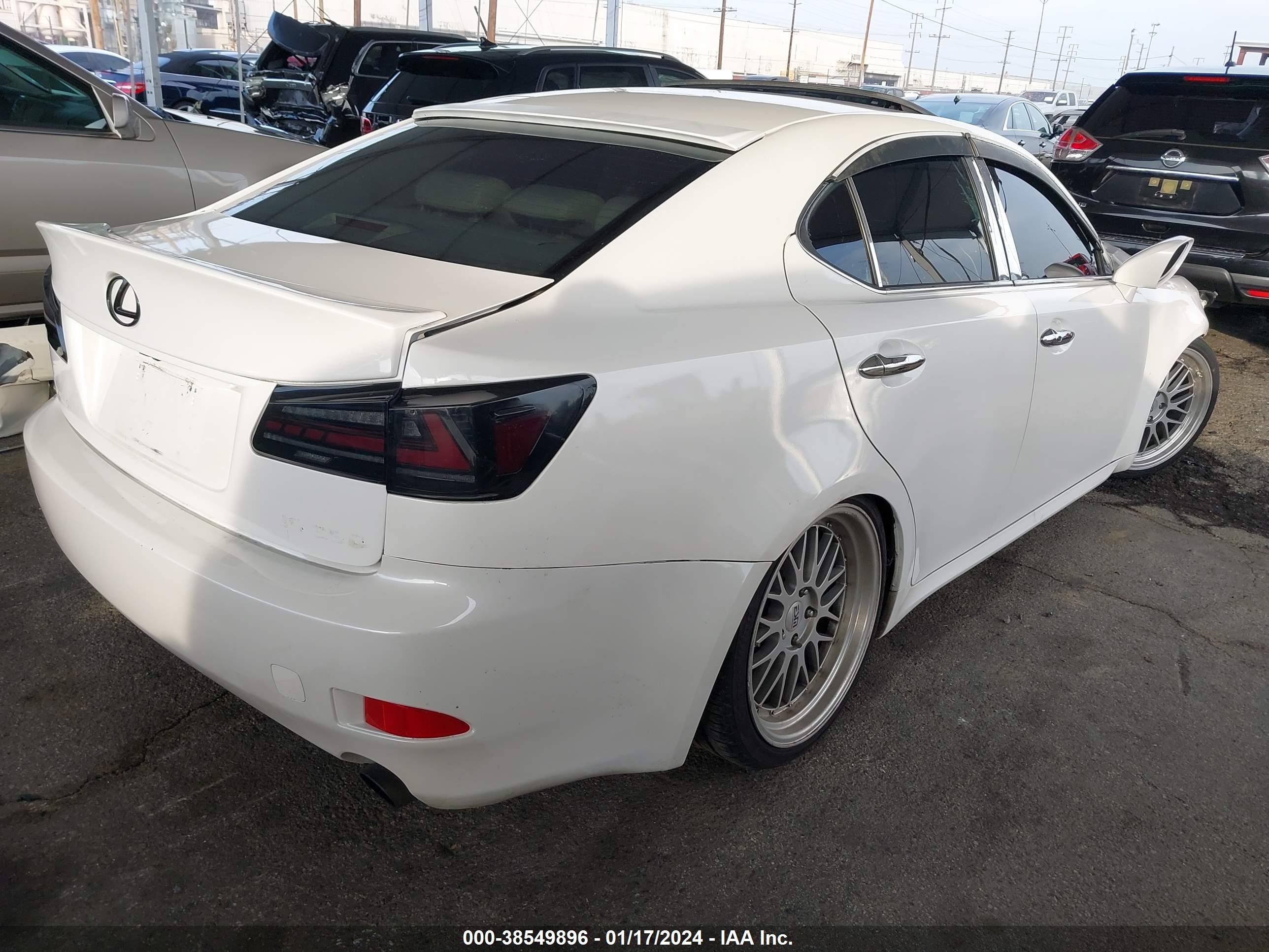 Photo 3 VIN: JTHBK262765004290 - LEXUS IS 