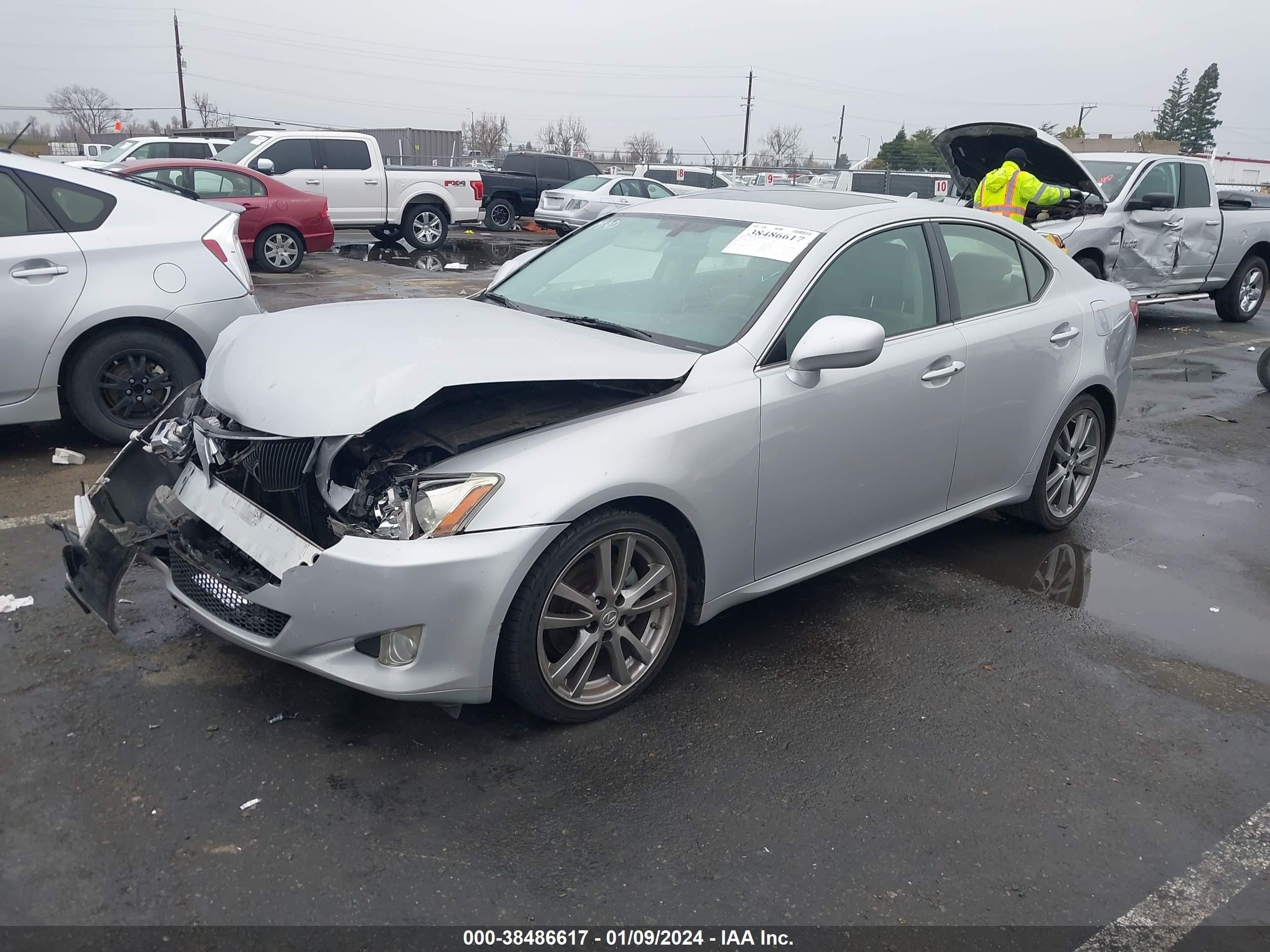 Photo 1 VIN: JTHBK262782076224 - LEXUS IS 