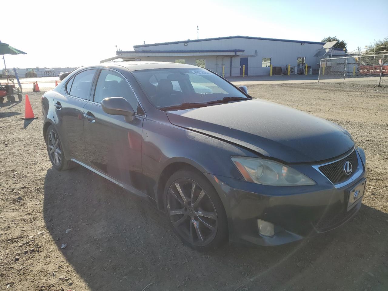 Photo 3 VIN: JTHBK262785058921 - LEXUS IS 