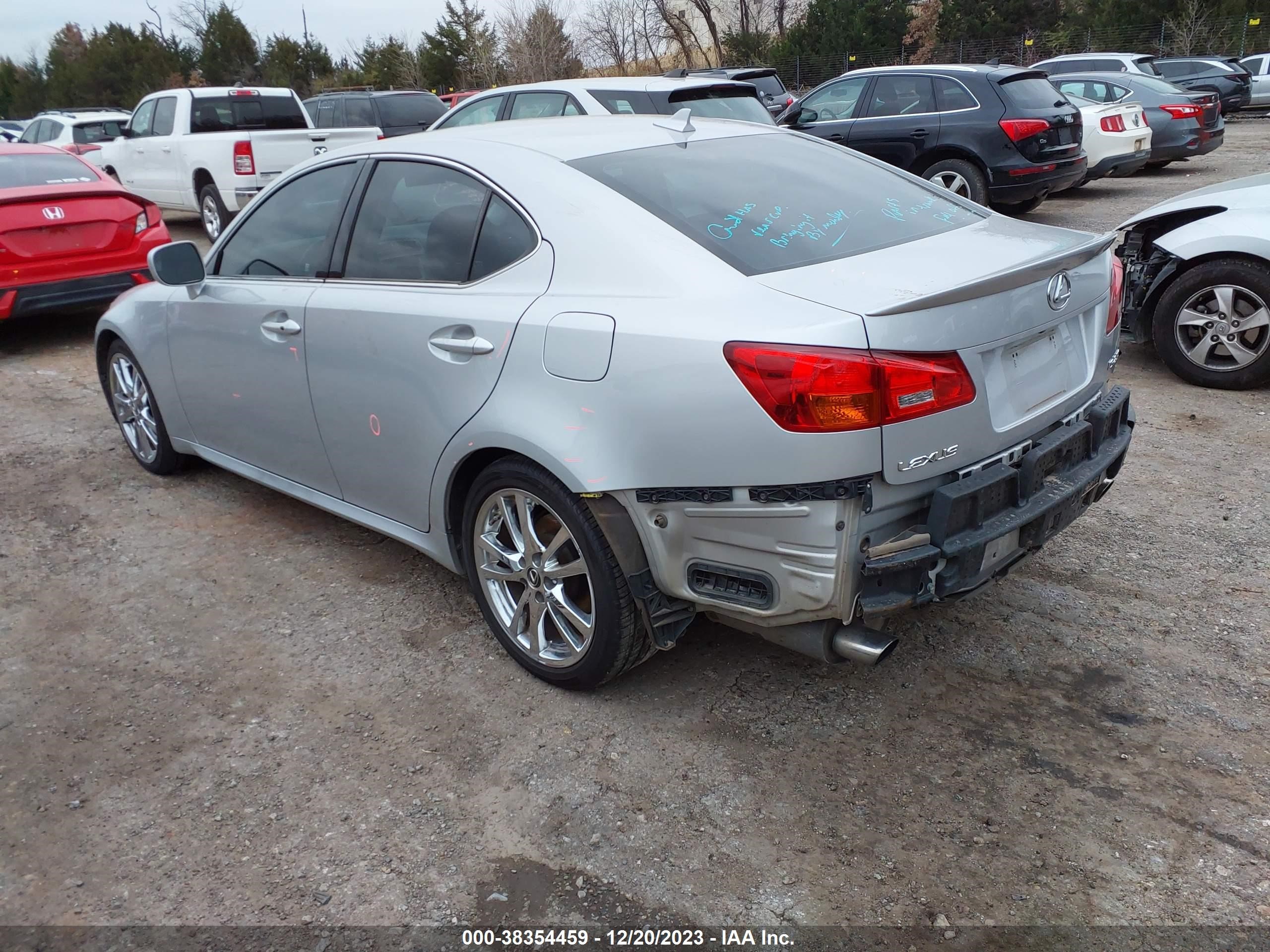 Photo 2 VIN: JTHBK262785061155 - LEXUS IS 