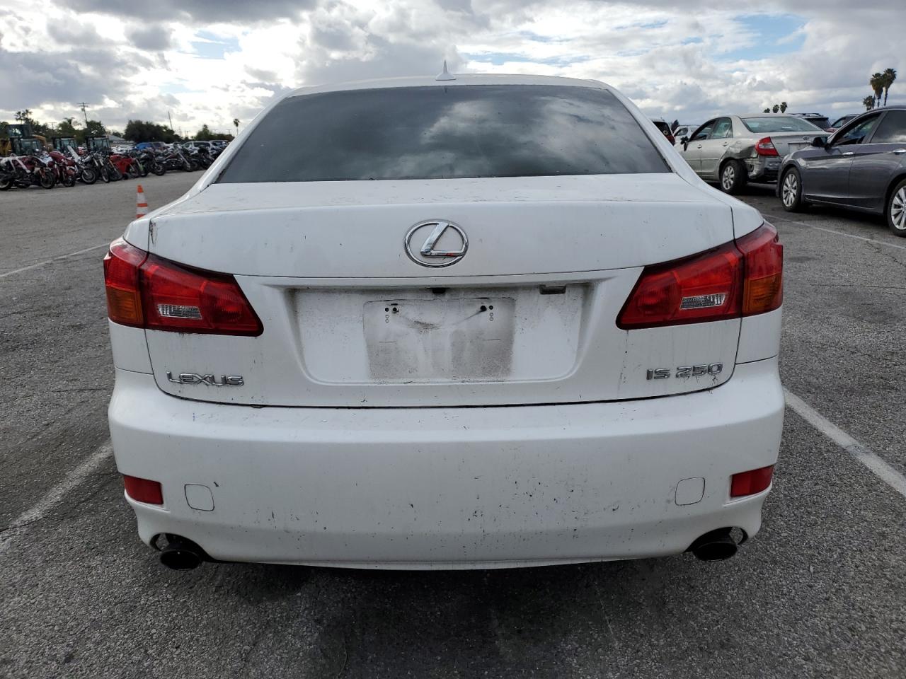 Photo 5 VIN: JTHBK262785074505 - LEXUS IS 