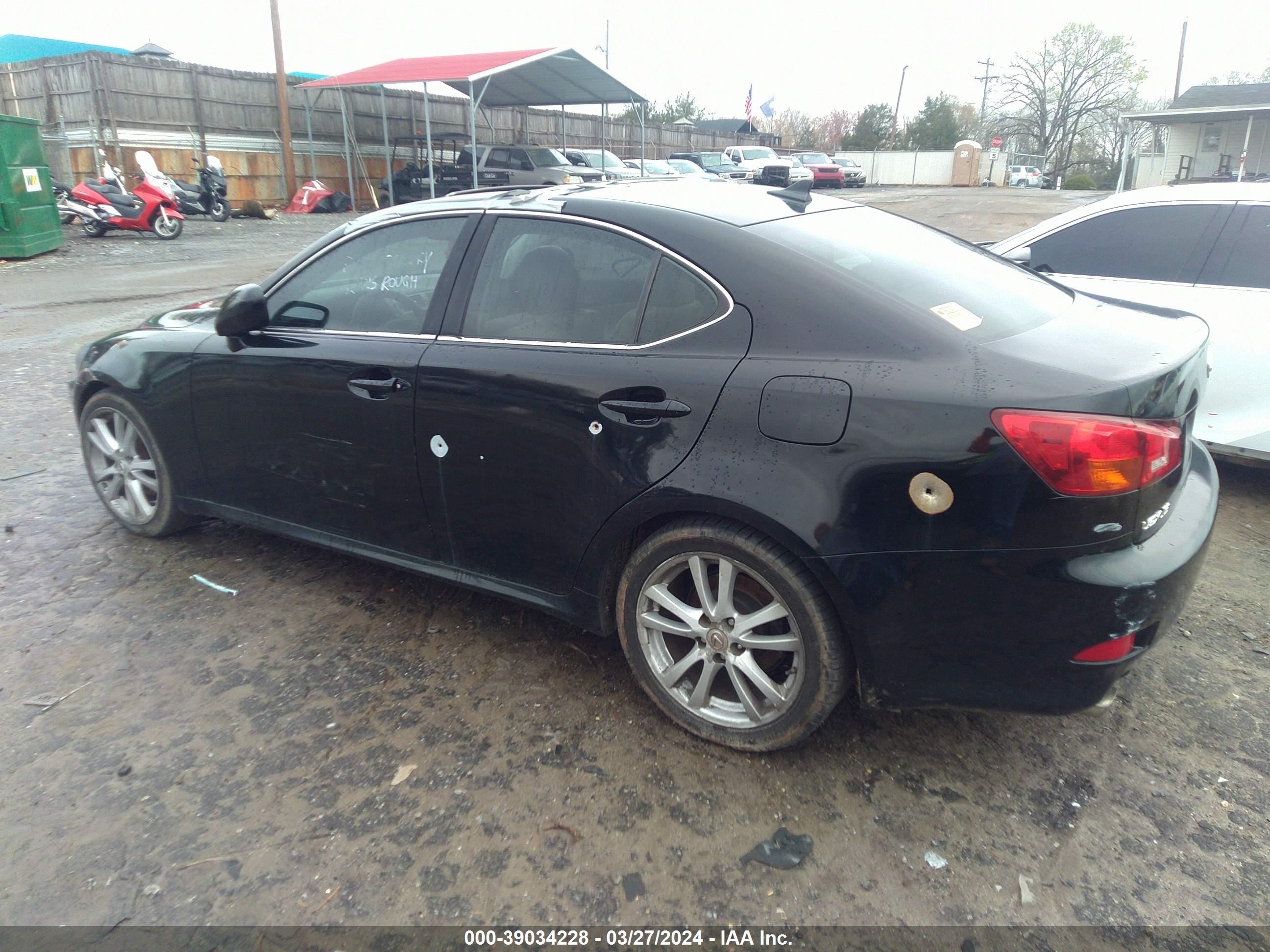 Photo 2 VIN: JTHBK262872050813 - LEXUS IS 