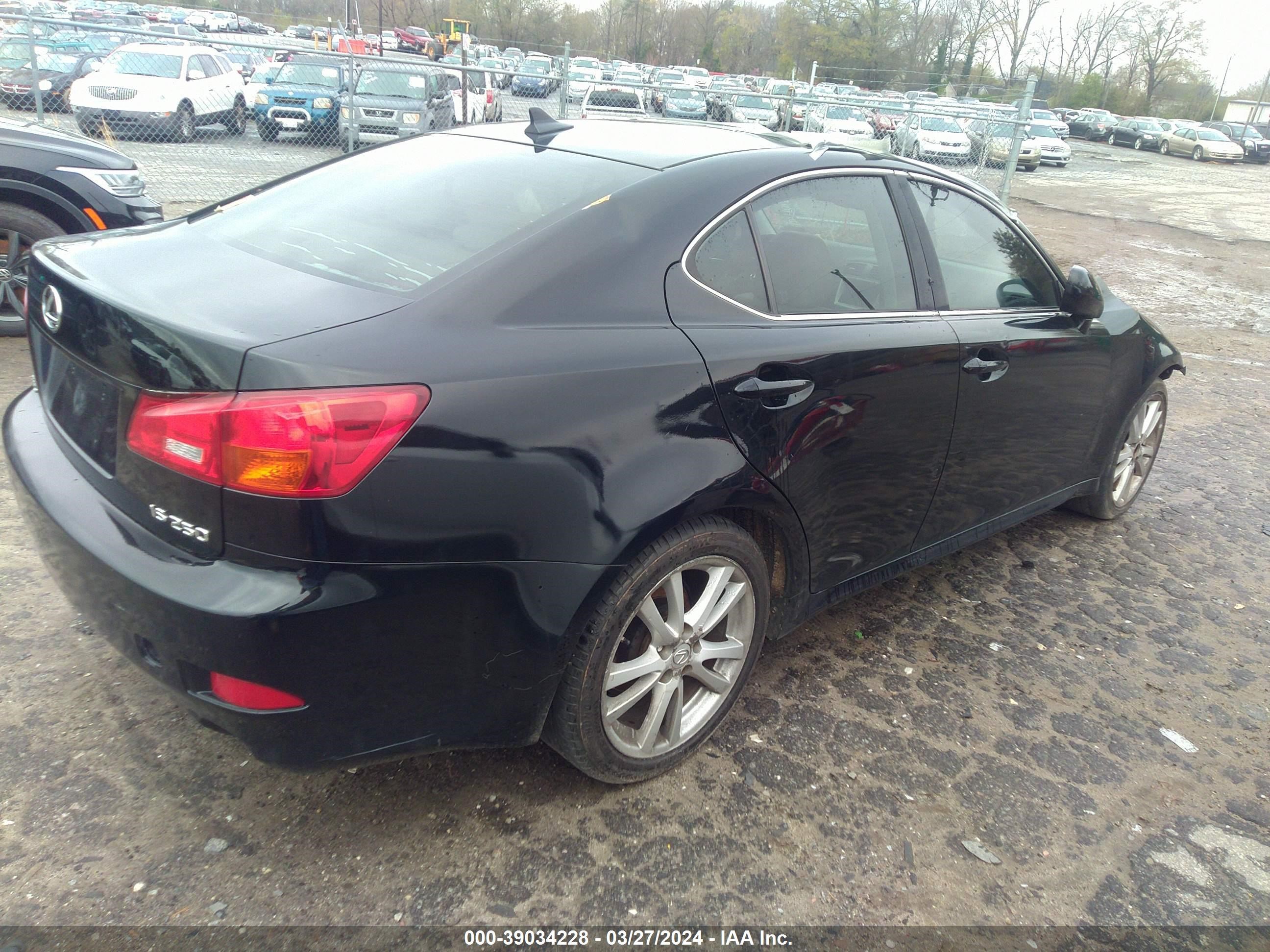 Photo 3 VIN: JTHBK262872050813 - LEXUS IS 