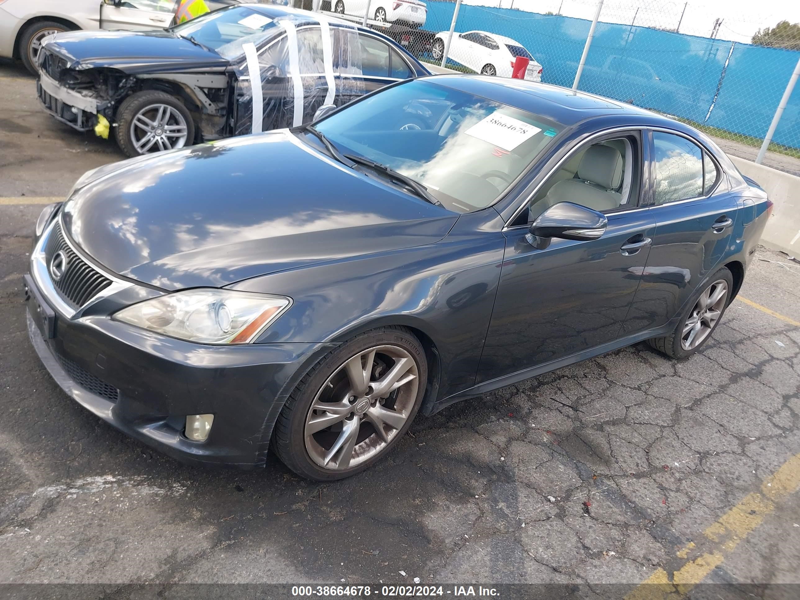 Photo 1 VIN: JTHBK262895103401 - LEXUS IS 