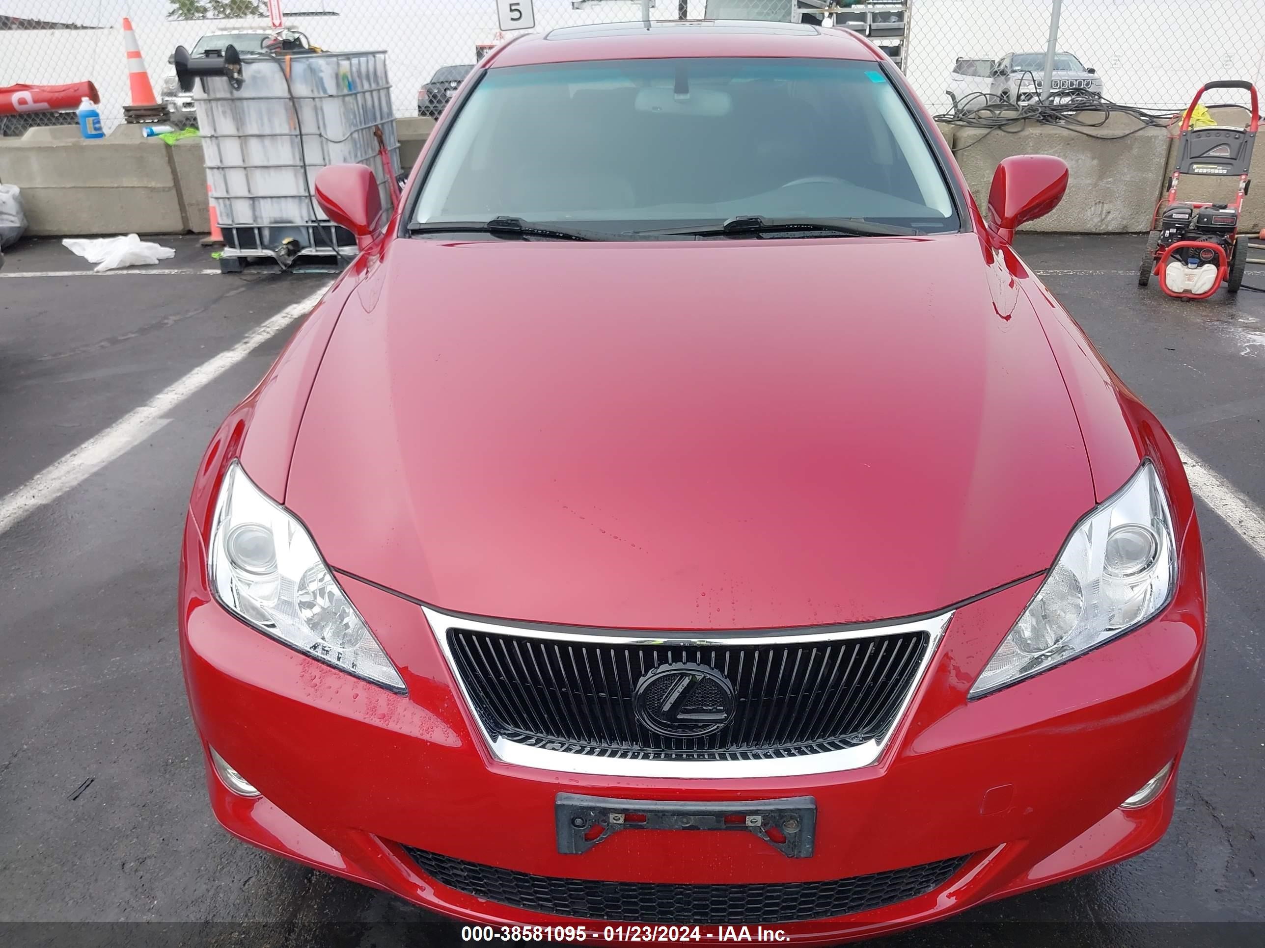 Photo 5 VIN: JTHBK262962009184 - LEXUS IS 