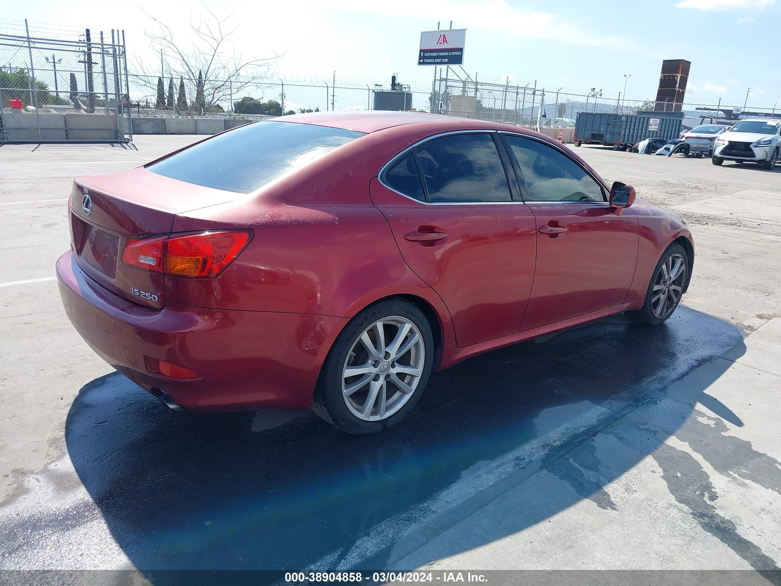 Photo 3 VIN: JTHBK262965006221 - LEXUS IS 