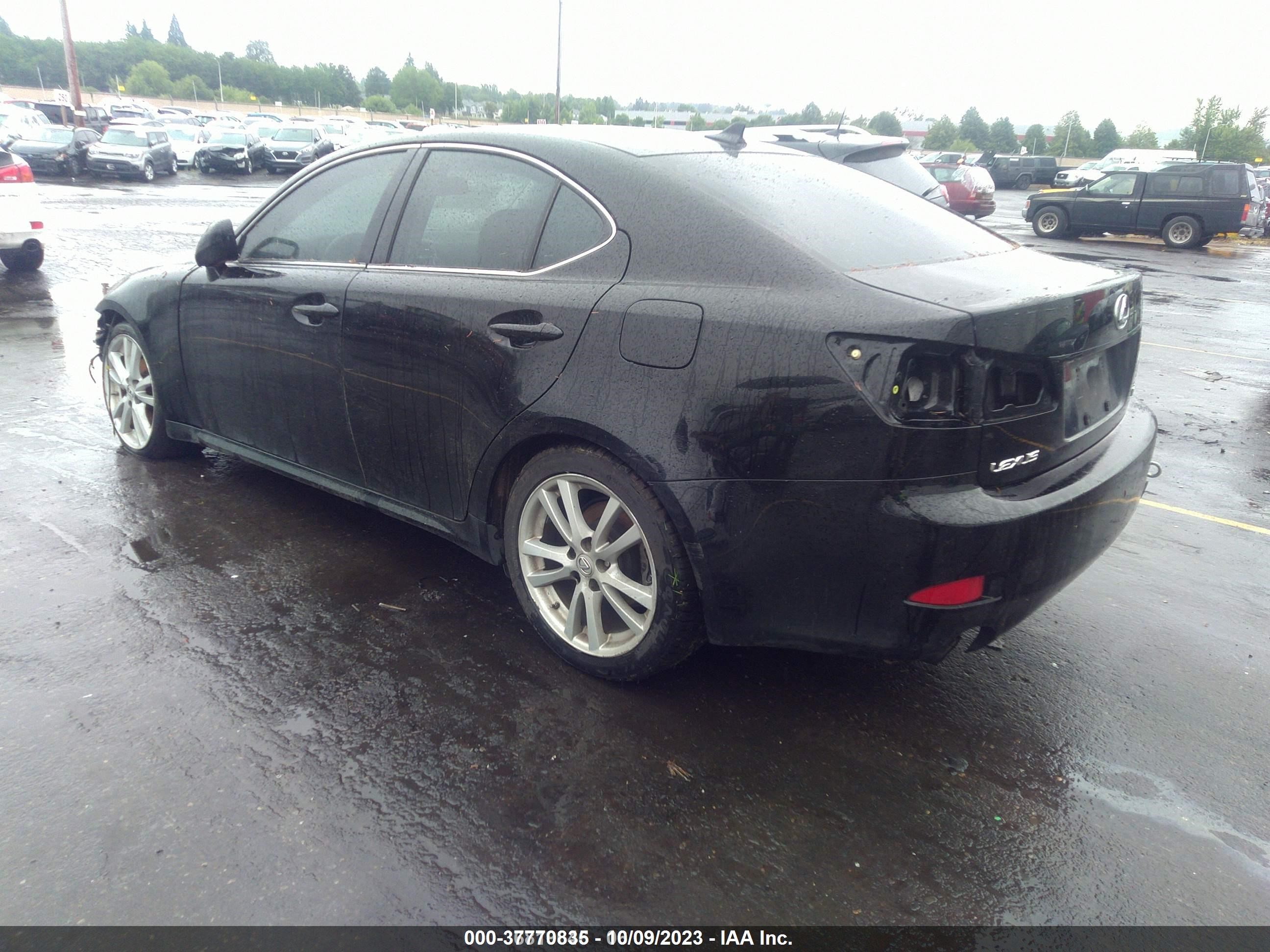 Photo 2 VIN: JTHBK262972042929 - LEXUS IS 