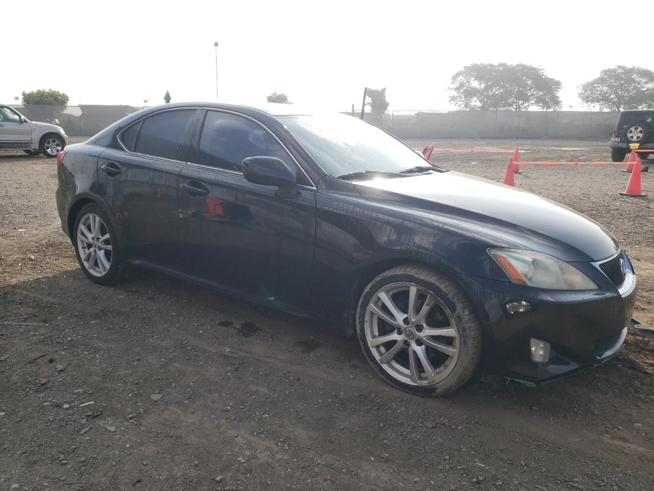 Photo 3 VIN: JTHBK262975046154 - LEXUS IS 