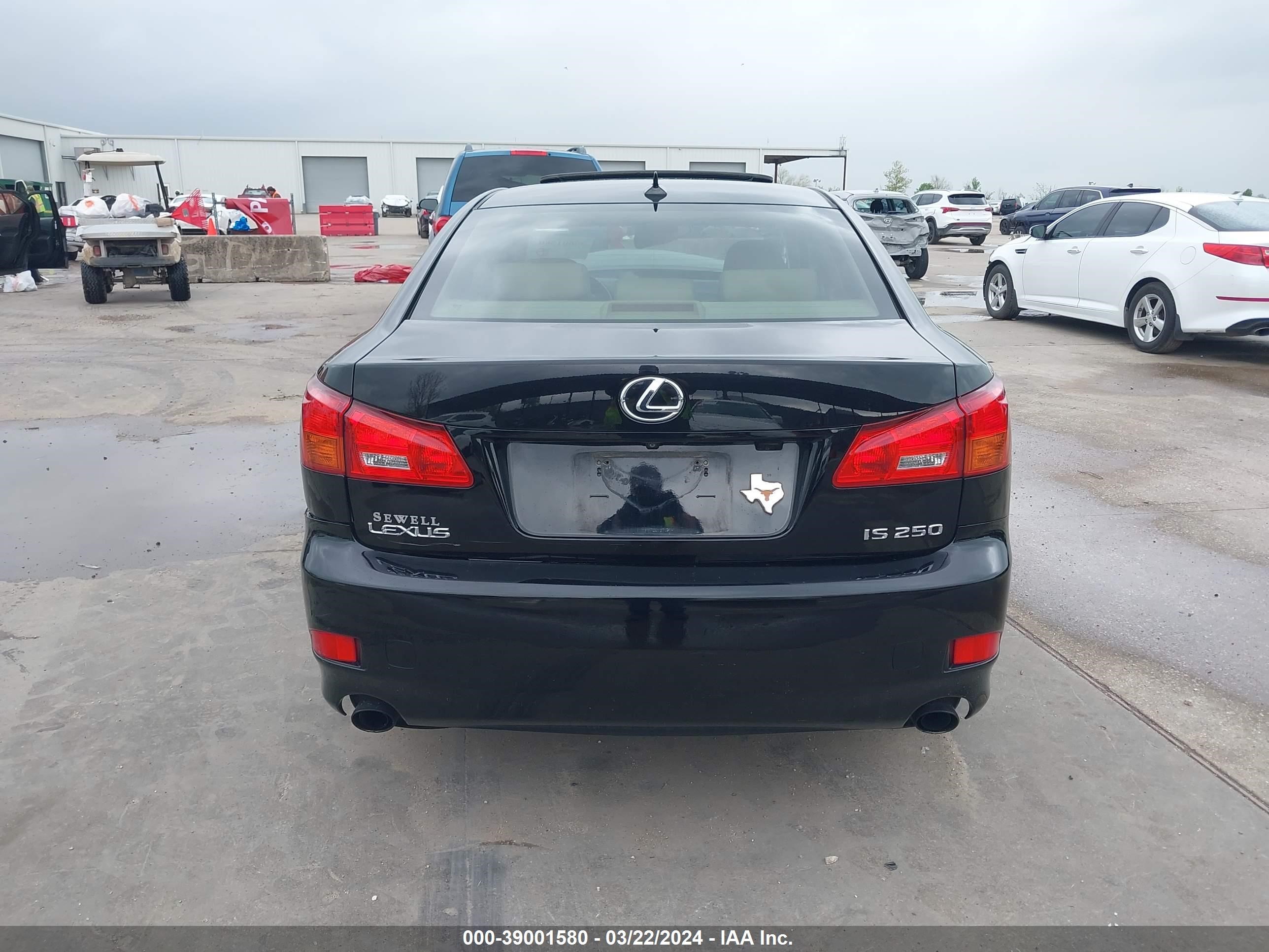 Photo 16 VIN: JTHBK262985081682 - LEXUS IS 