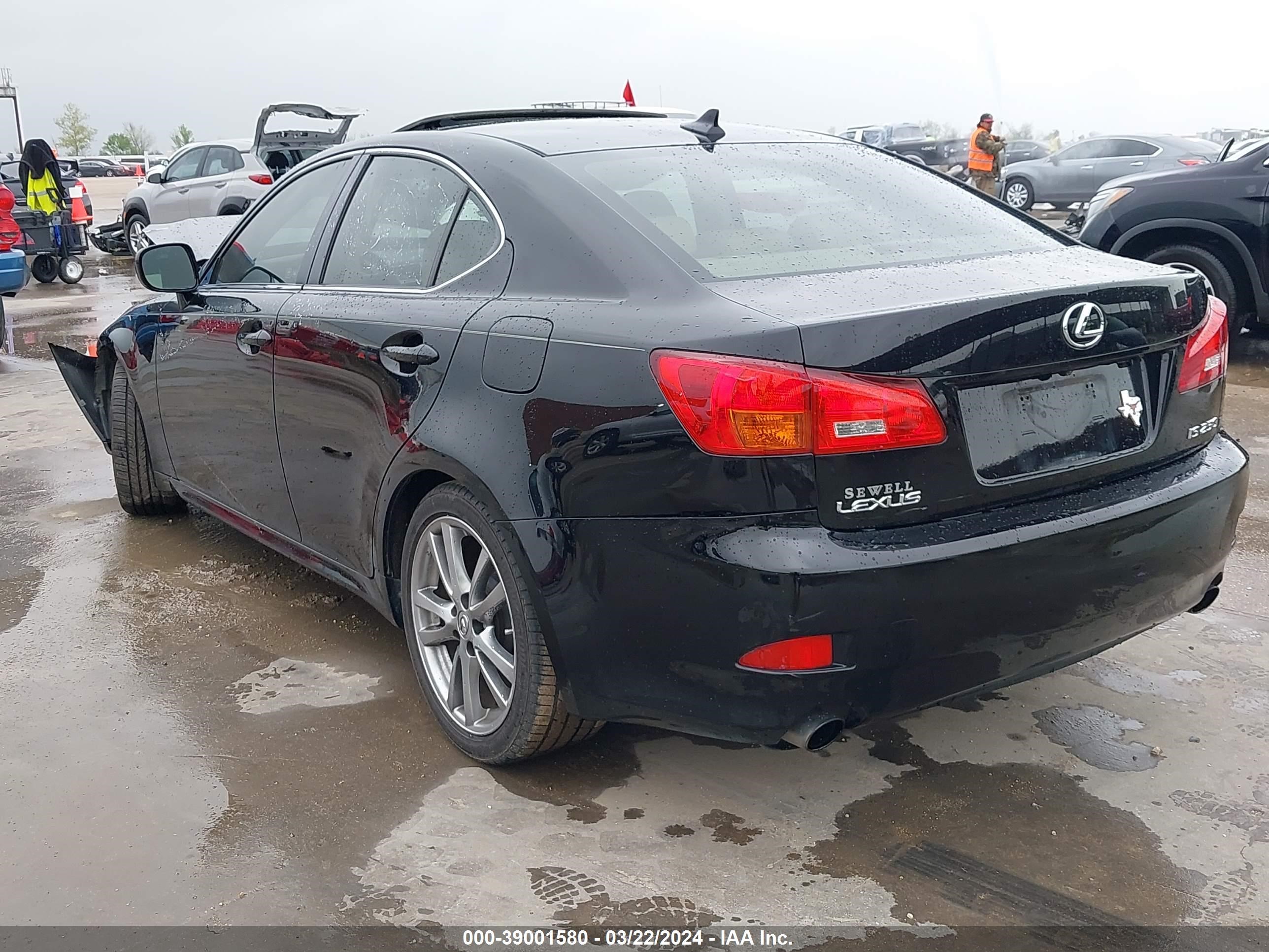 Photo 2 VIN: JTHBK262985081682 - LEXUS IS 