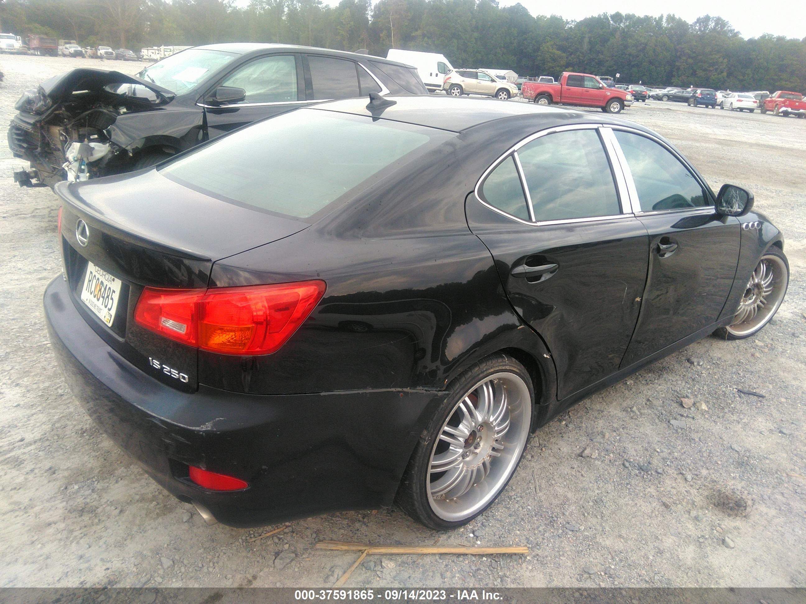 Photo 3 VIN: JTHBK262X72042292 - LEXUS IS 