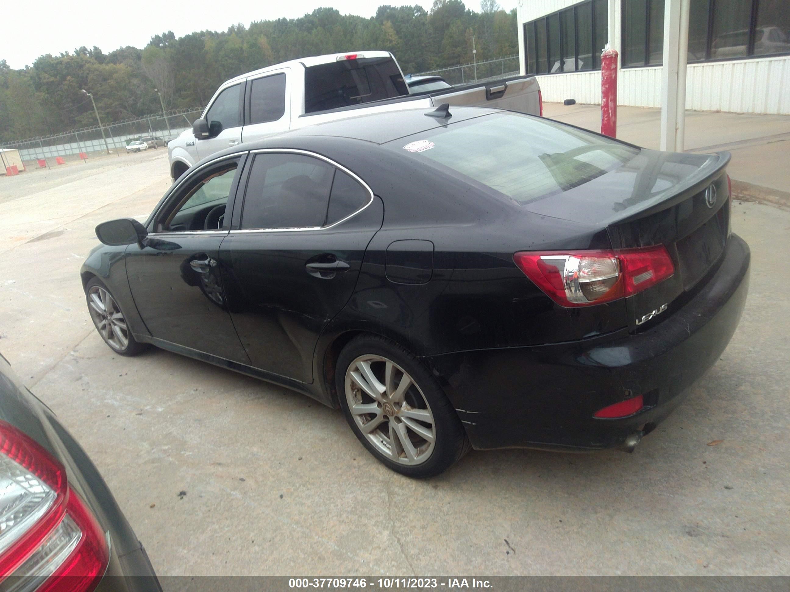 Photo 2 VIN: JTHBK262X75042940 - LEXUS IS 