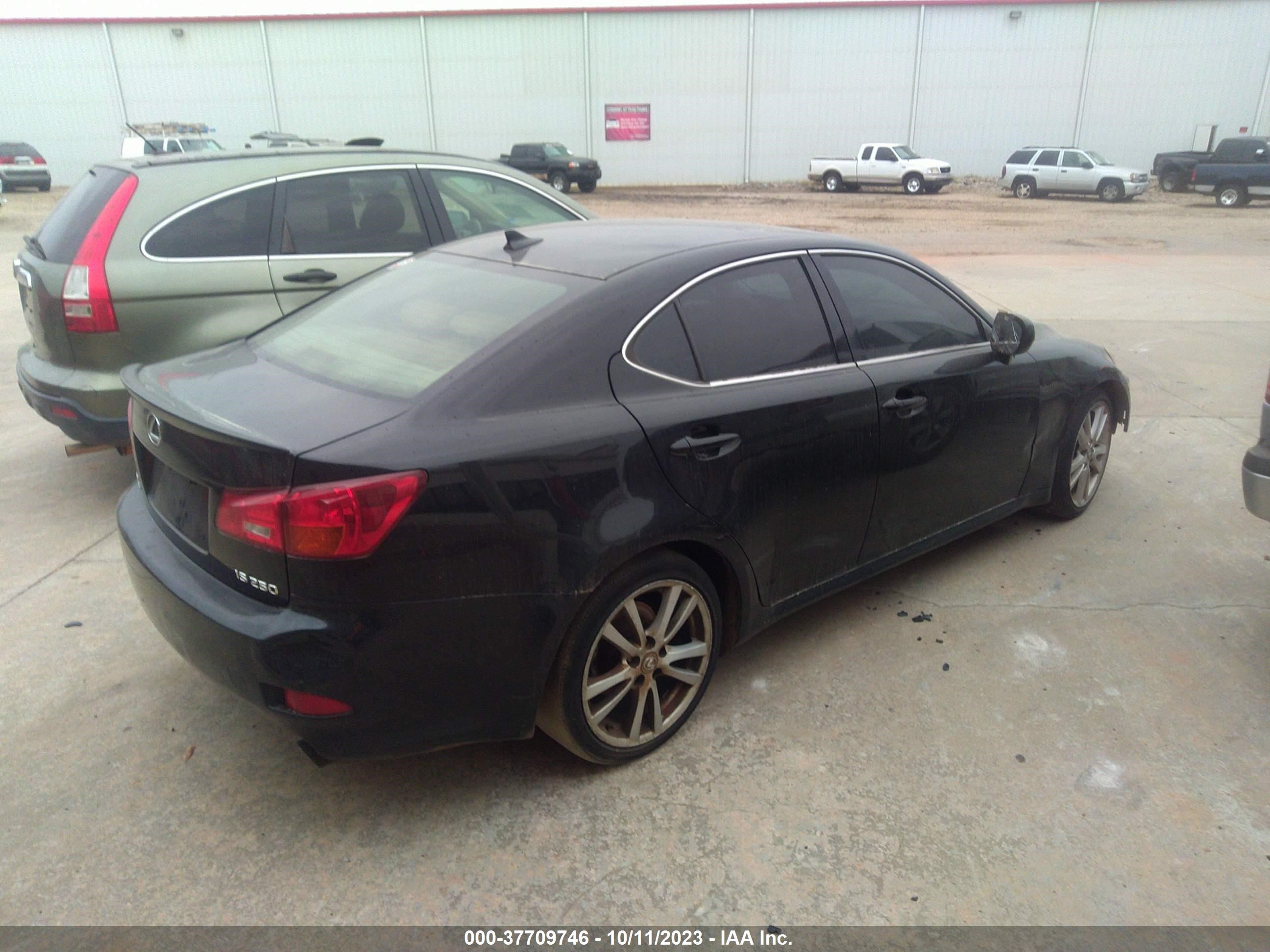 Photo 3 VIN: JTHBK262X75042940 - LEXUS IS 