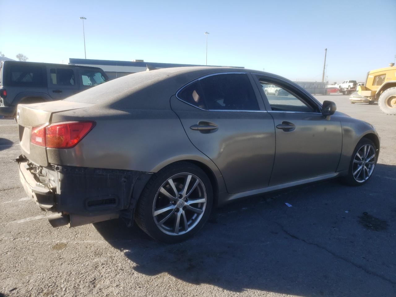 Photo 2 VIN: JTHBK262X85077866 - LEXUS IS 