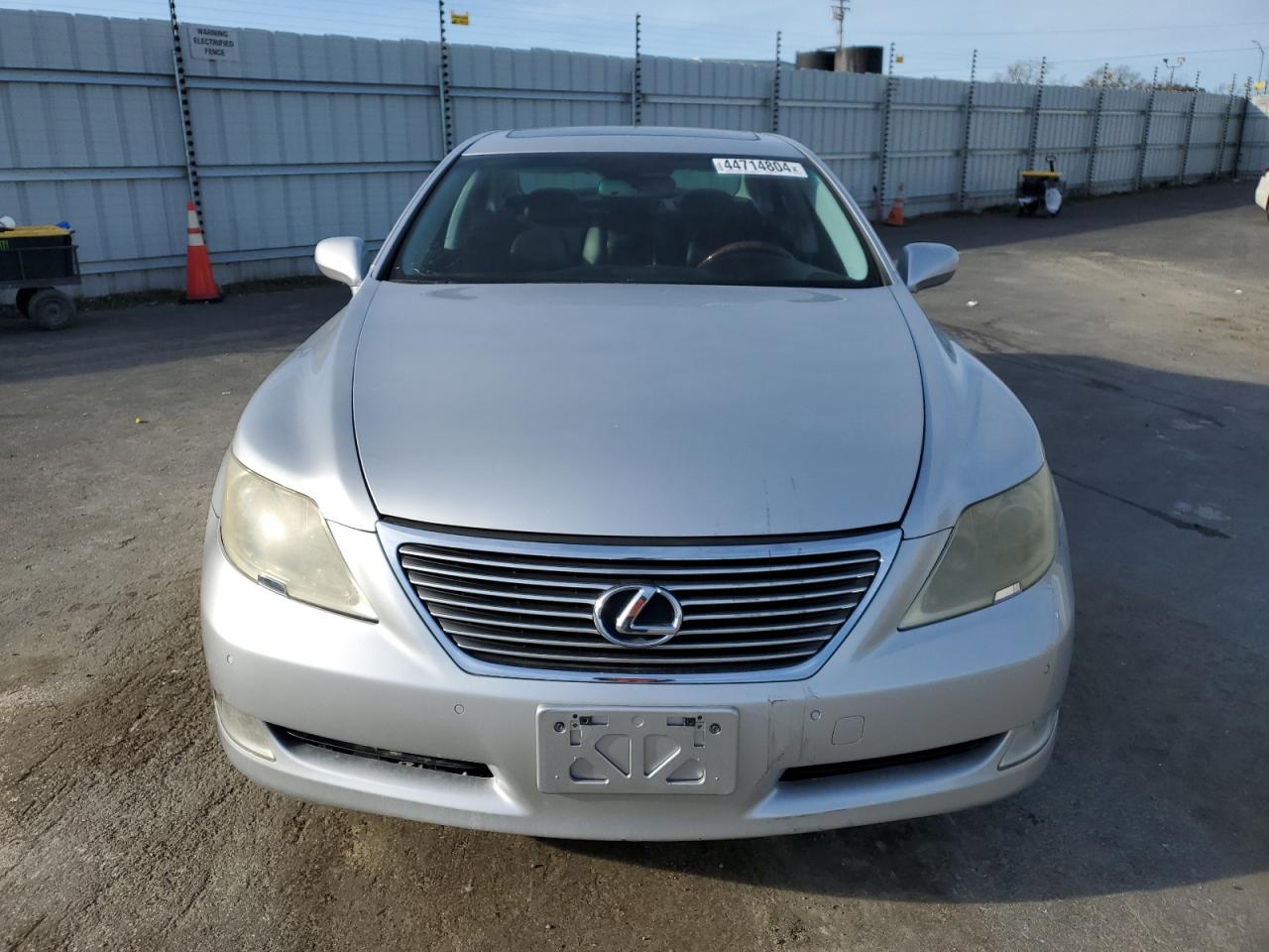 Photo 4 VIN: JTHBL46F085080867 - LEXUS LS 