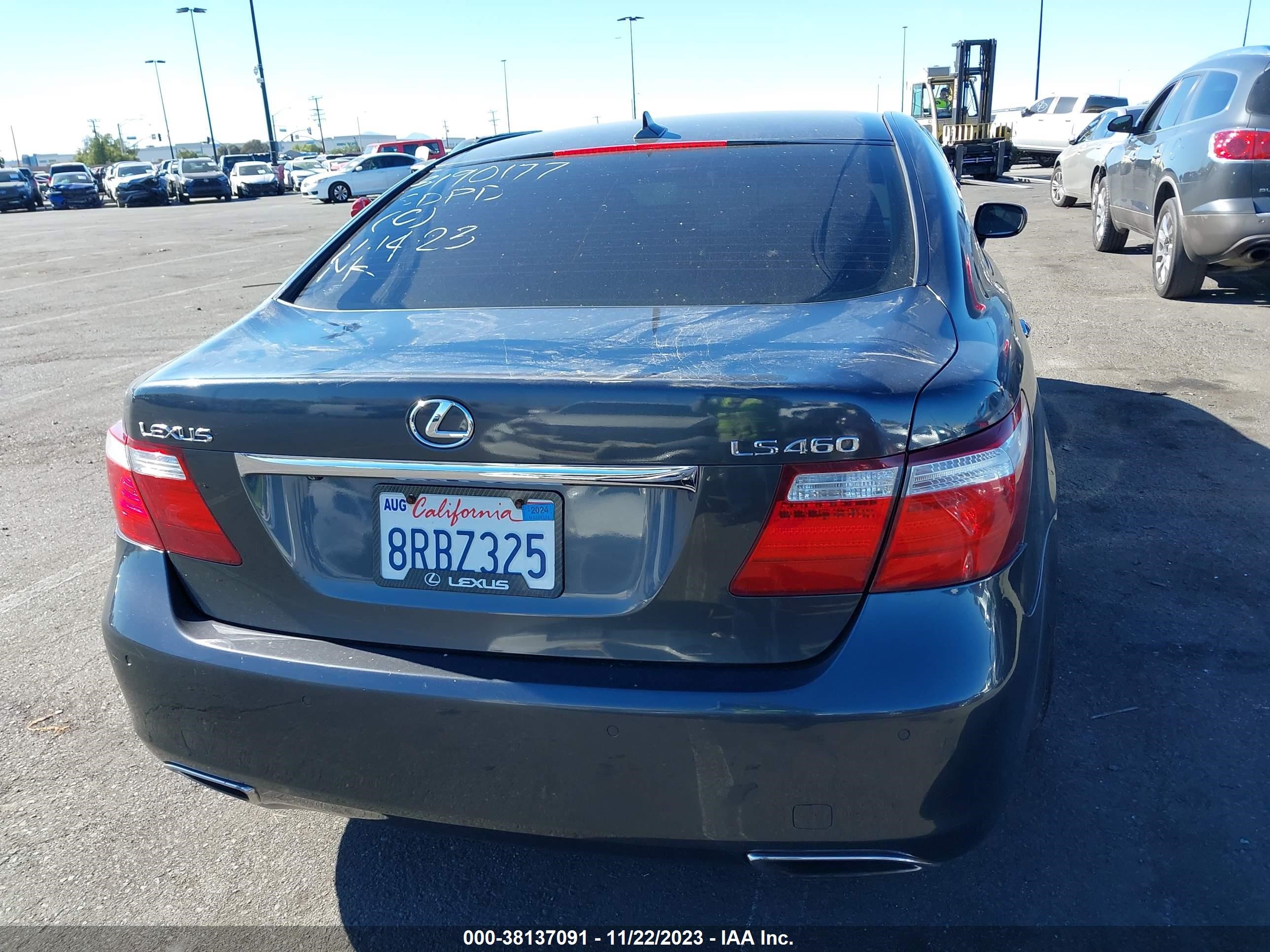 Photo 16 VIN: JTHBL46F085081100 - LEXUS LS 