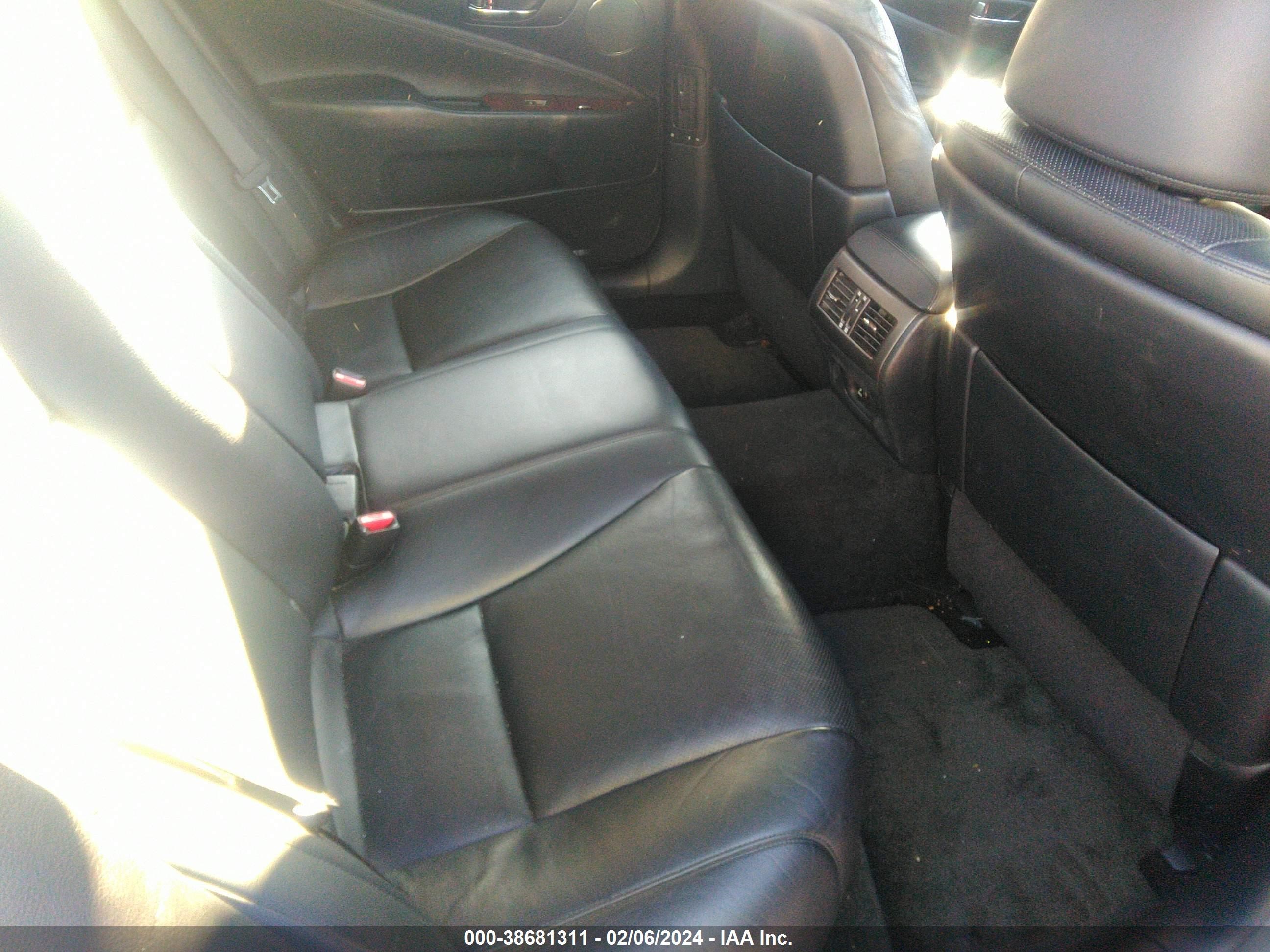 Photo 7 VIN: JTHBL46F175019039 - LEXUS LS 