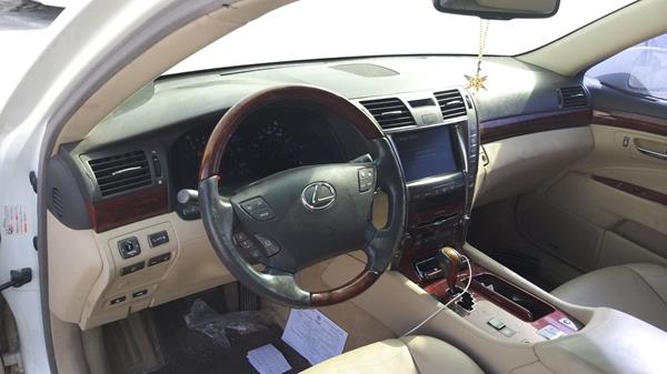 Photo 11 VIN: JTHBL46F175025424 - LEXUS LS 460 