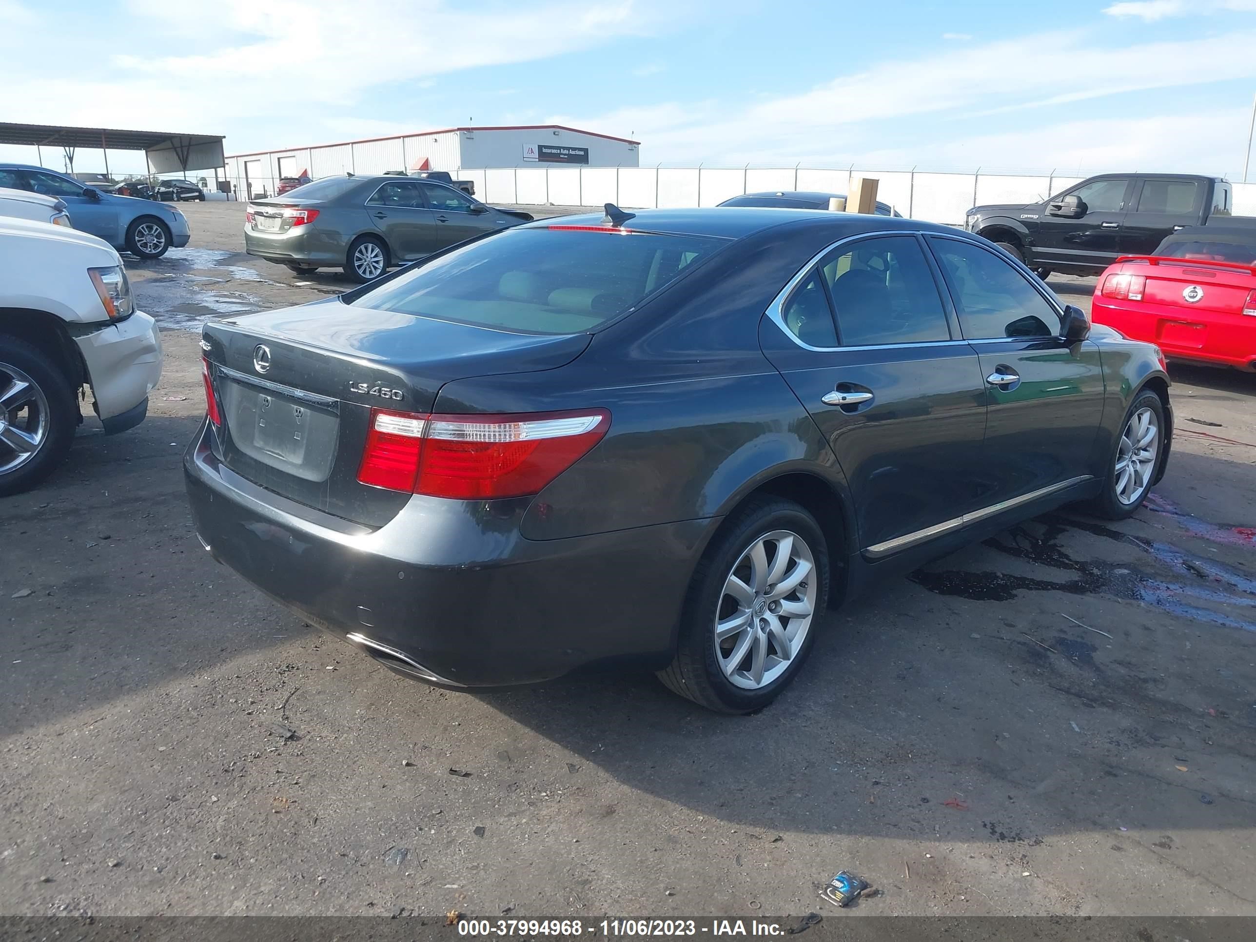 Photo 3 VIN: JTHBL46F185070090 - LEXUS LS 