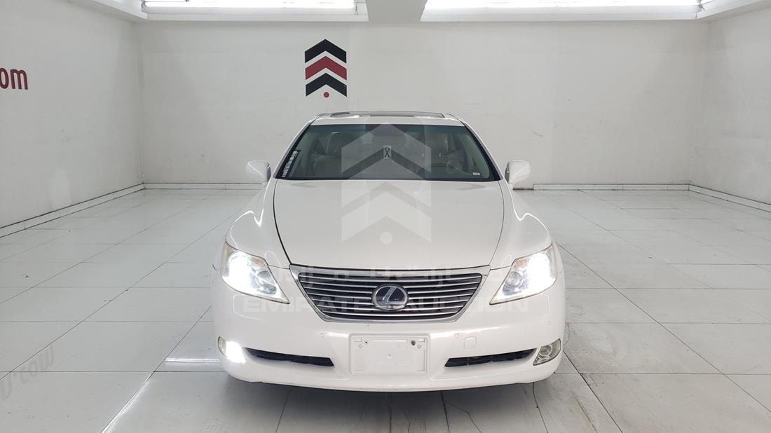 Photo 2 VIN: JTHBL46F195089501 - LEXUS LS 460 