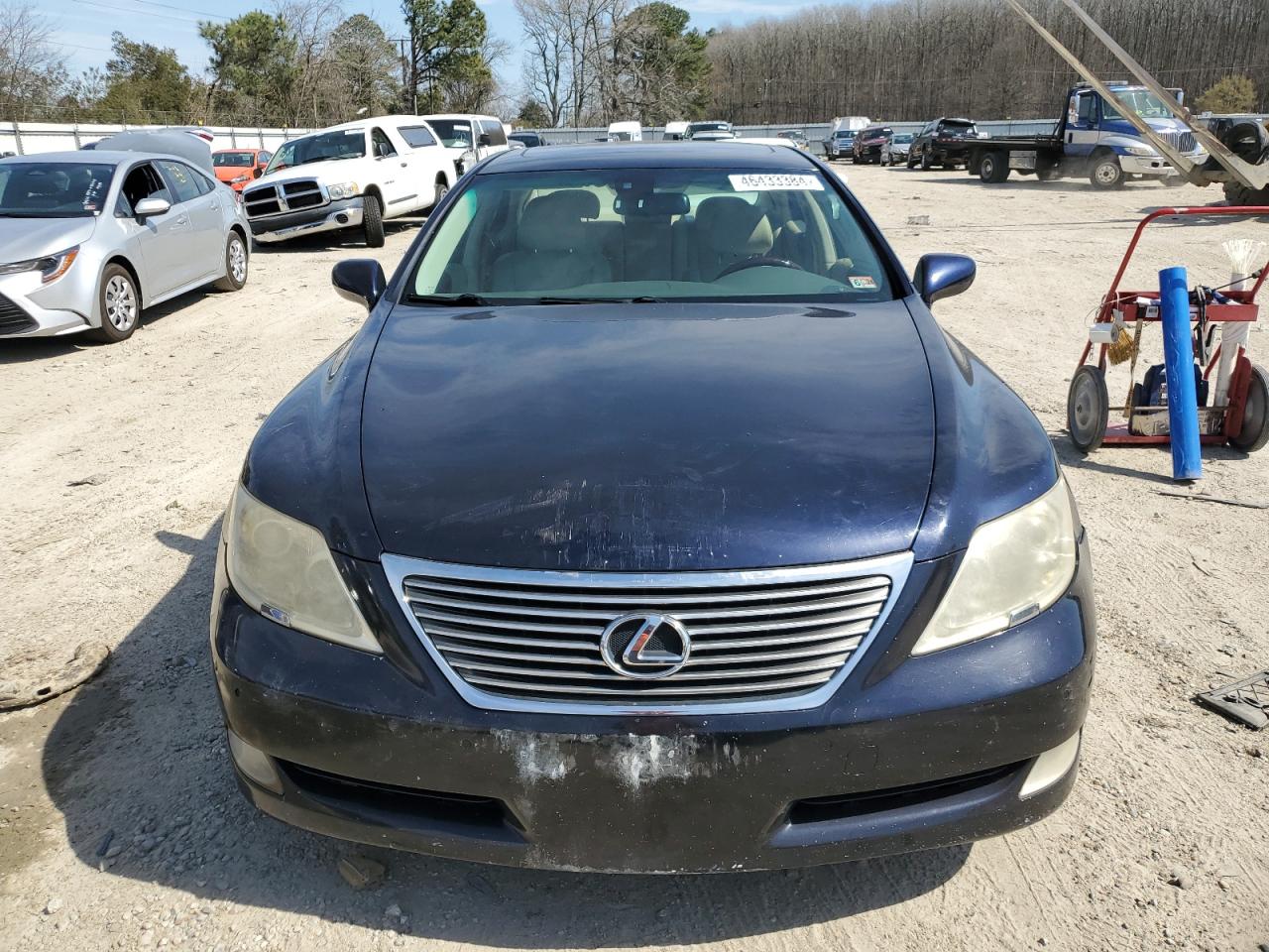 Photo 4 VIN: JTHBL46F275031586 - LEXUS LS 