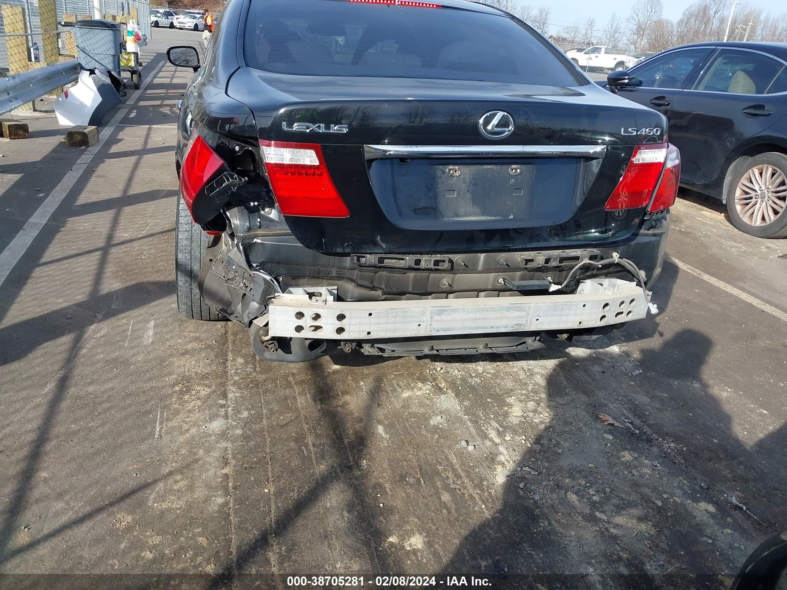 Photo 11 VIN: JTHBL46F285054724 - LEXUS LS 