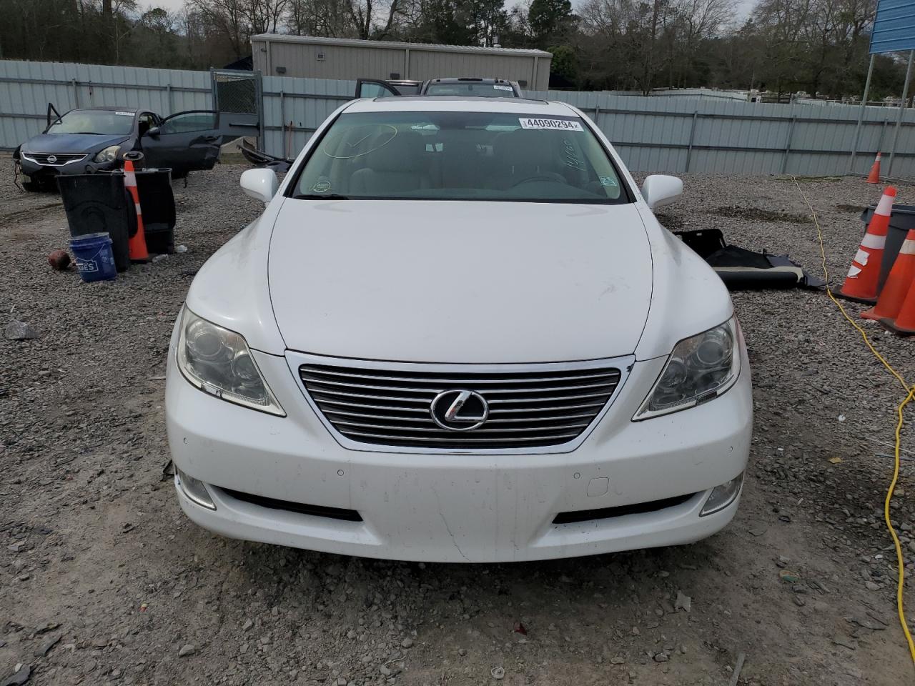 Photo 4 VIN: JTHBL46F285072222 - LEXUS LS 