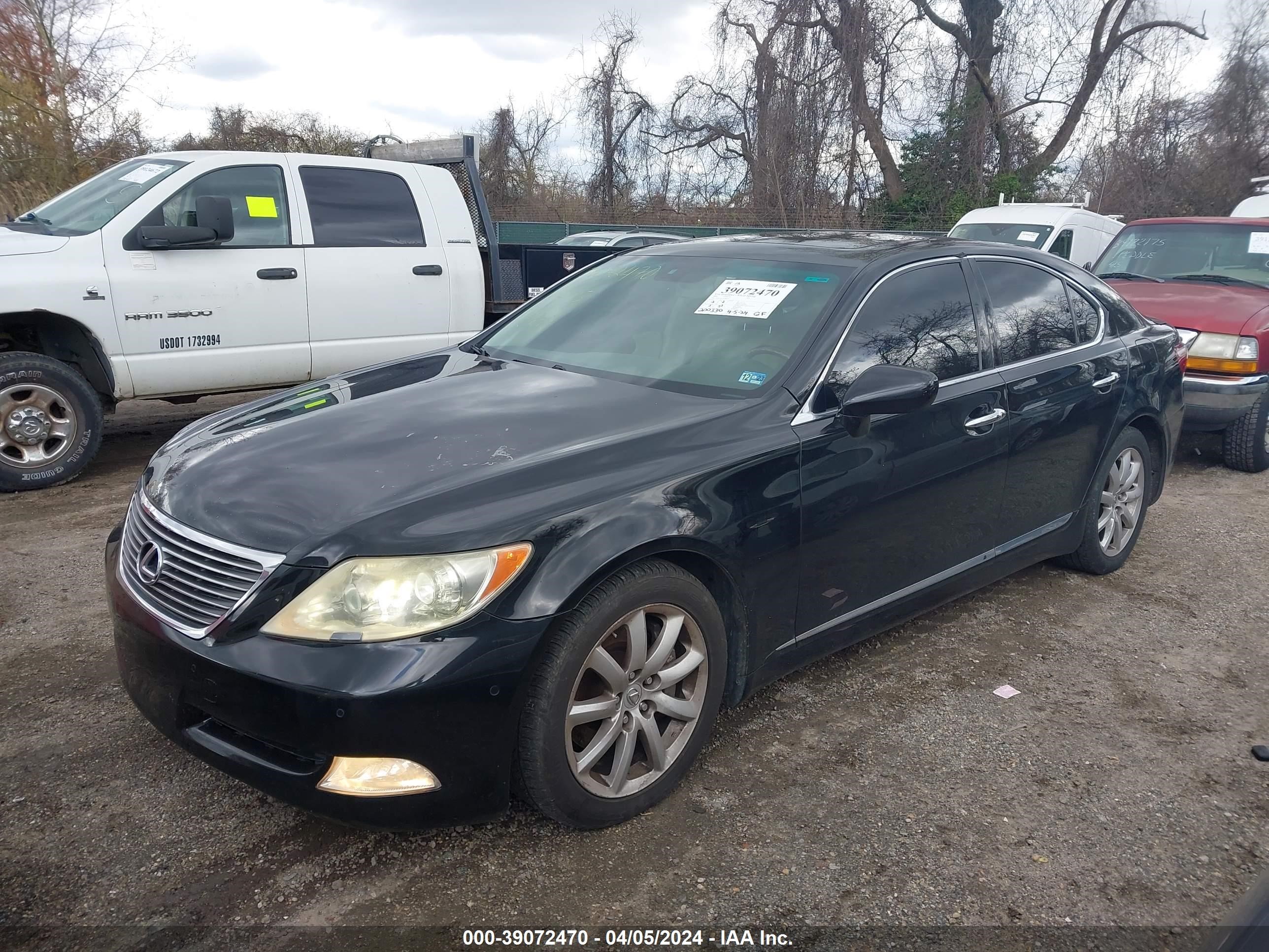 Photo 1 VIN: JTHBL46F295088535 - LEXUS LS 