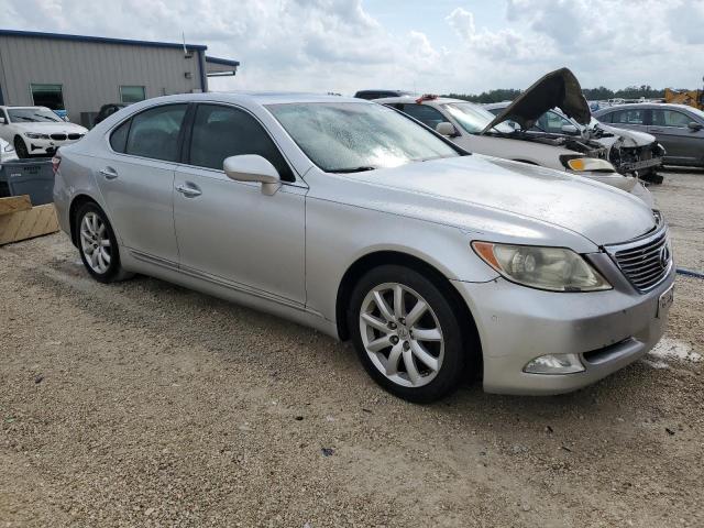 Photo 3 VIN: JTHBL46F385070589 - LEXUS LS 460 