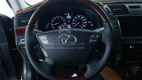 Photo 13 VIN: JTHBL46F385084296 - LEXUS LS 460 