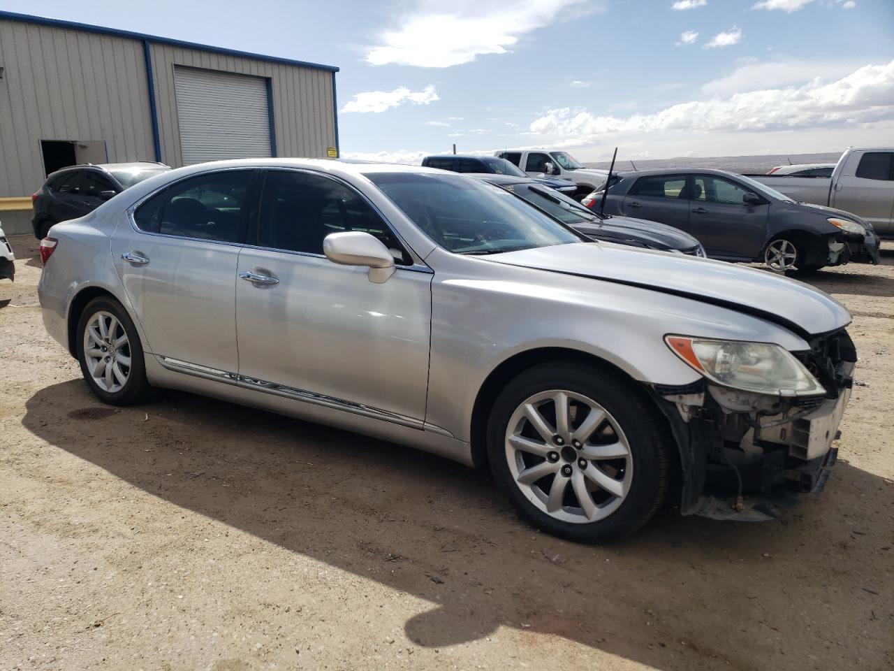 Photo 3 VIN: JTHBL46F395089743 - LEXUS LS 