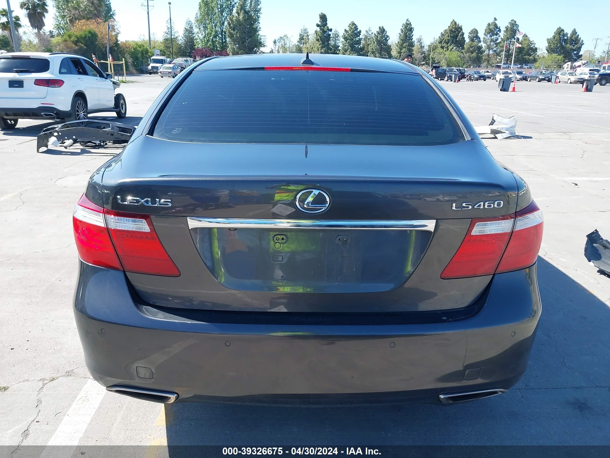 Photo 16 VIN: JTHBL46F395091444 - LEXUS LS 