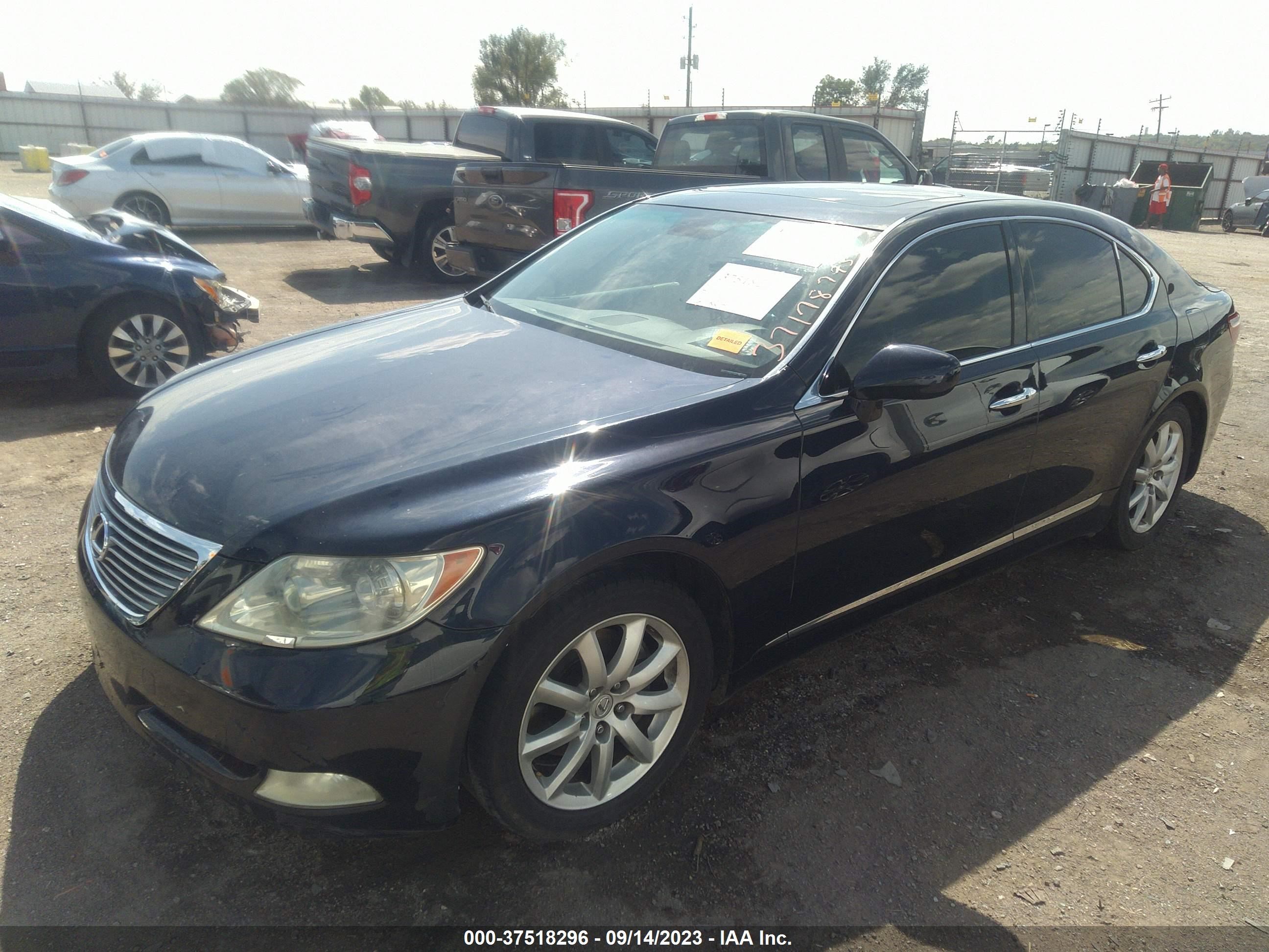 Photo 1 VIN: JTHBL46F475051662 - LEXUS LS 