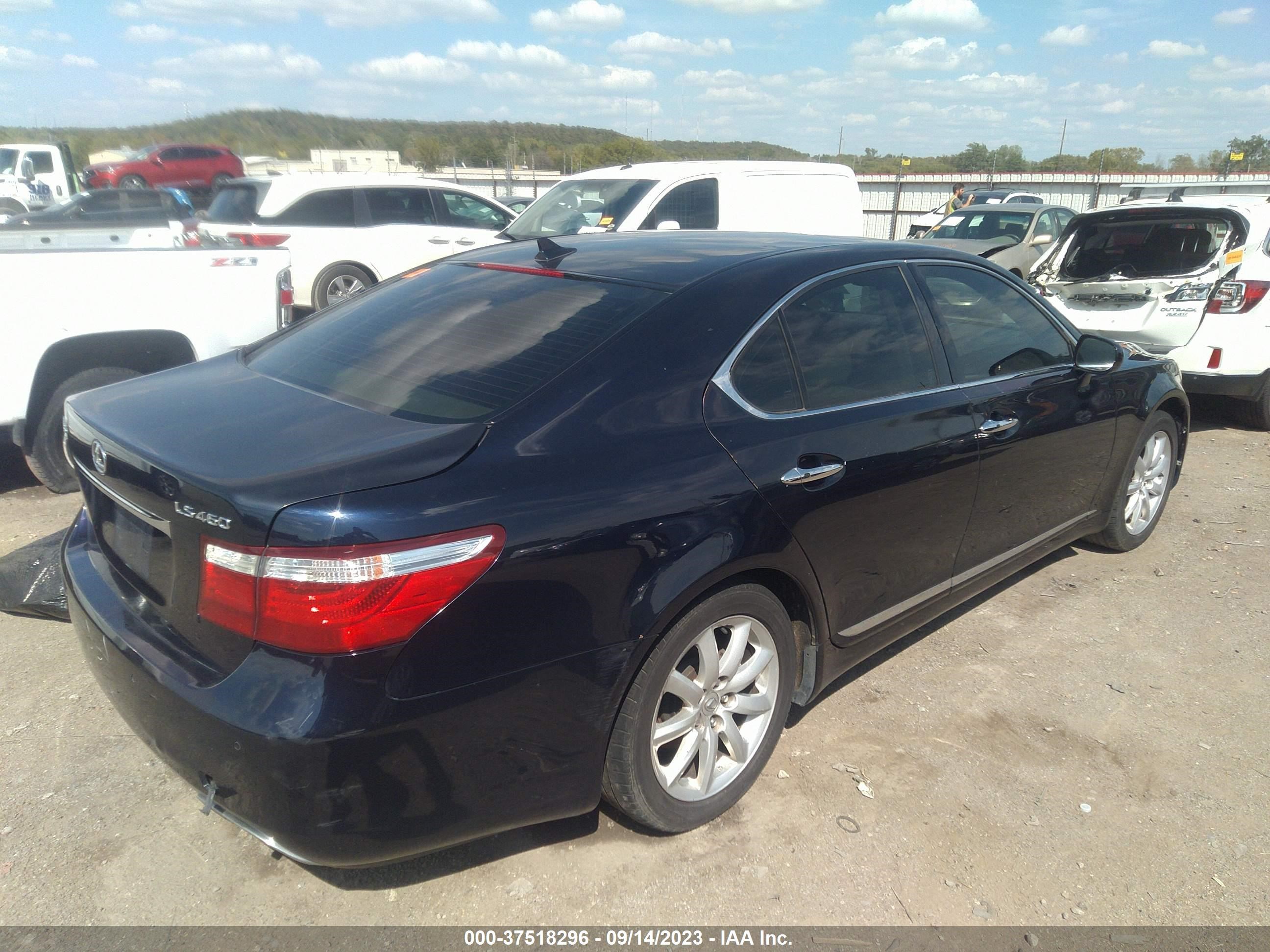 Photo 3 VIN: JTHBL46F475051662 - LEXUS LS 