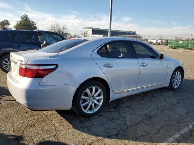 Photo 2 VIN: JTHBL46F485064266 - LEXUS LS460 