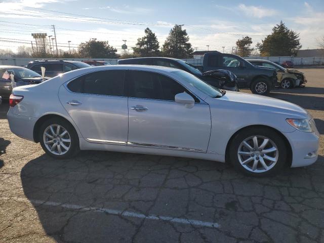 Photo 3 VIN: JTHBL46F485064266 - LEXUS LS460 