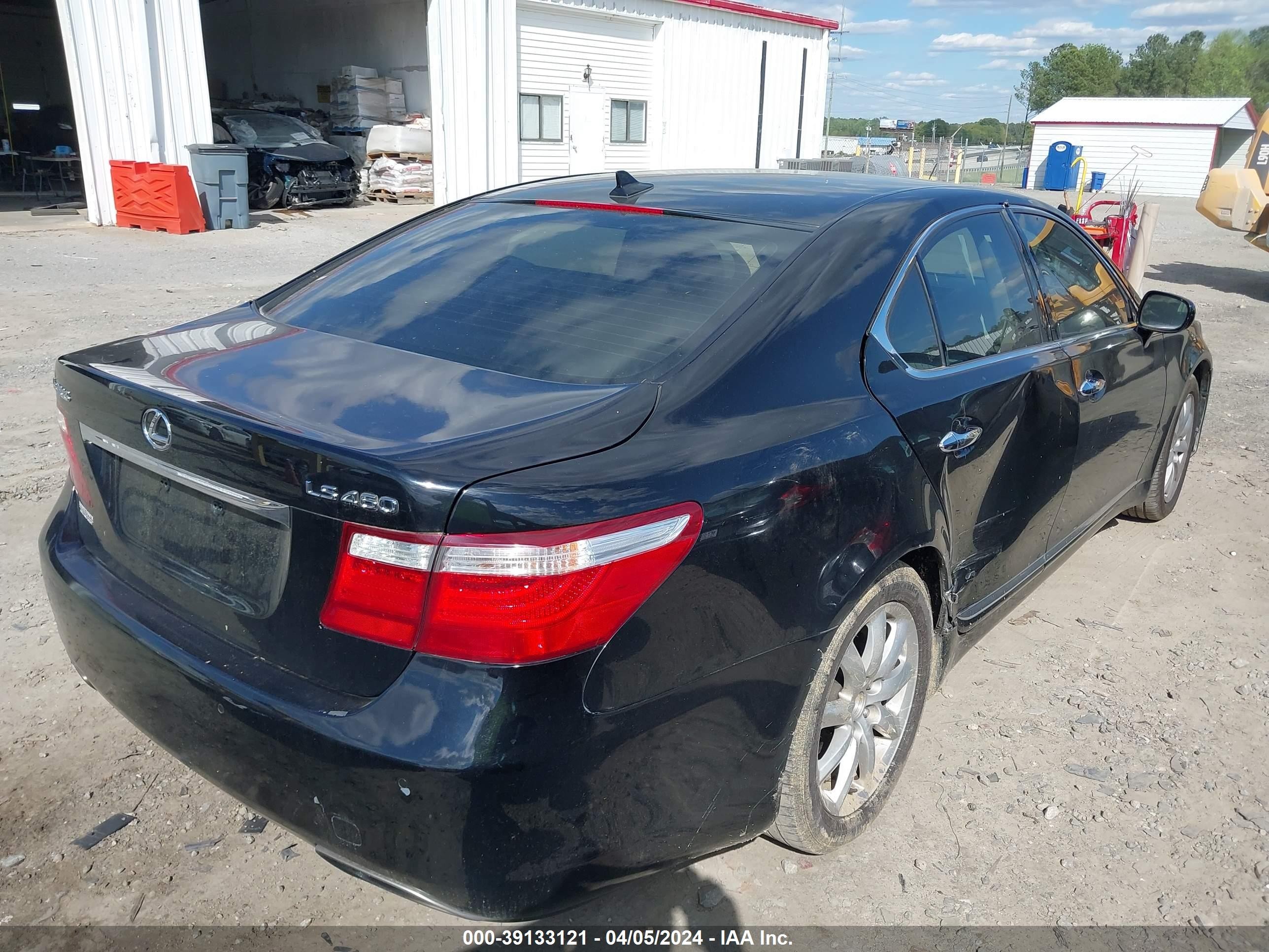 Photo 3 VIN: JTHBL46F585062042 - LEXUS LS 