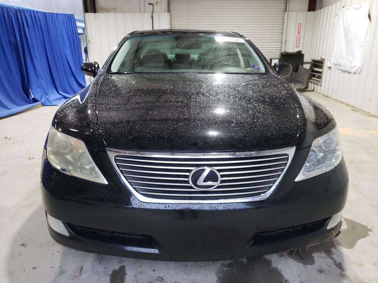 Photo 4 VIN: JTHBL46F585077916 - LEXUS LS 