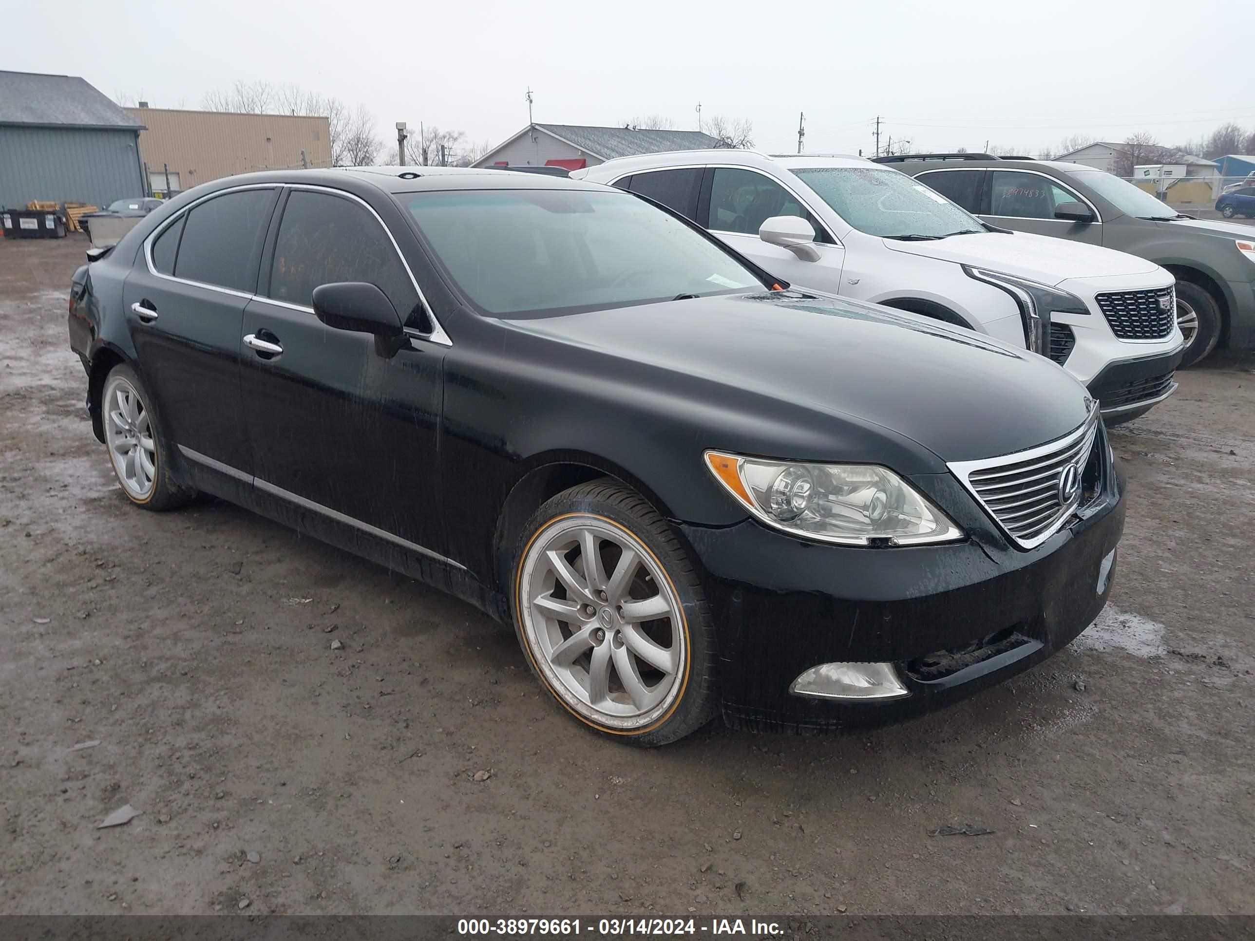 Photo 1 VIN: JTHBL46F675048083 - LEXUS LS 