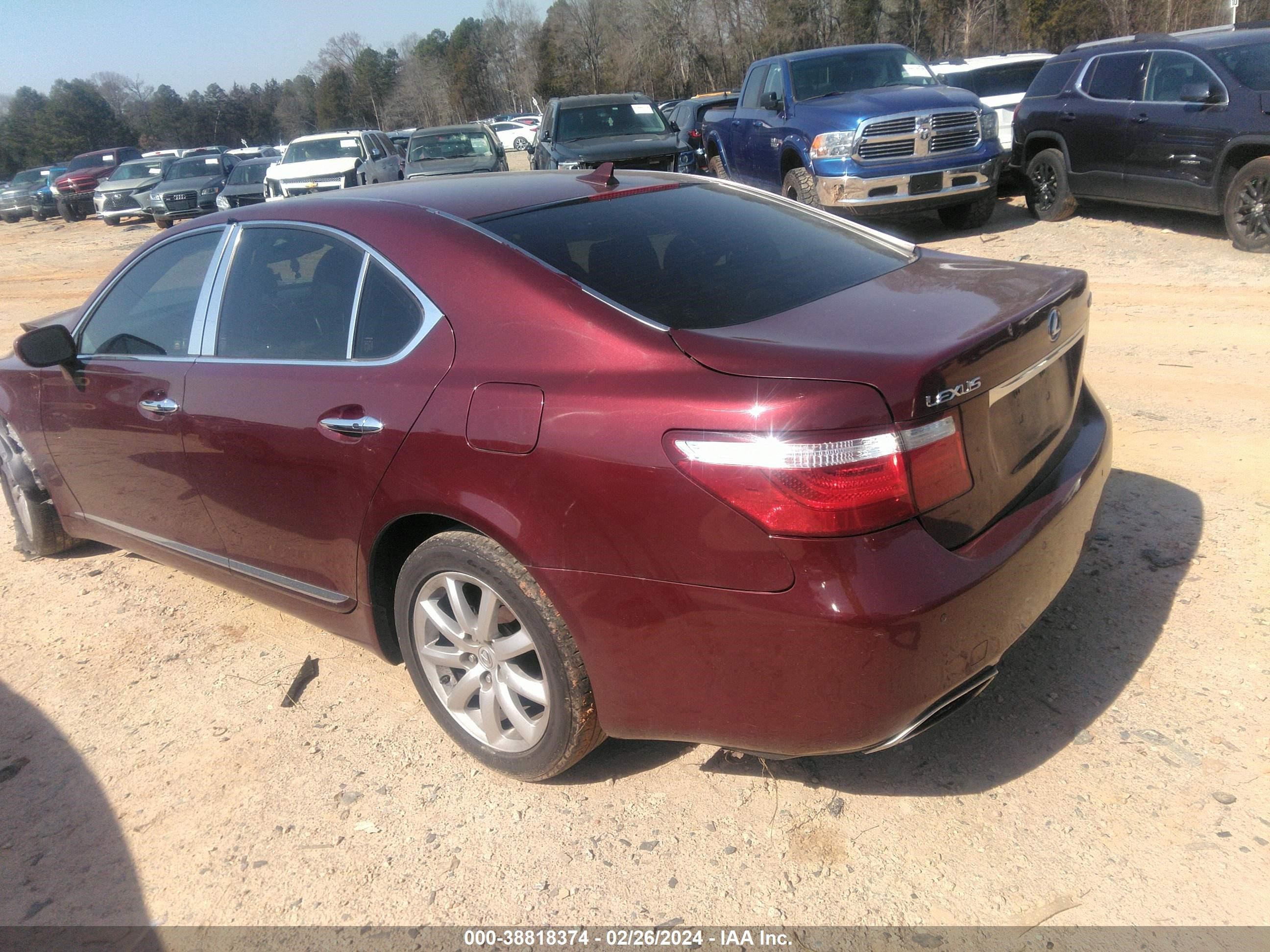 Photo 2 VIN: JTHBL46F685061451 - LEXUS LS 