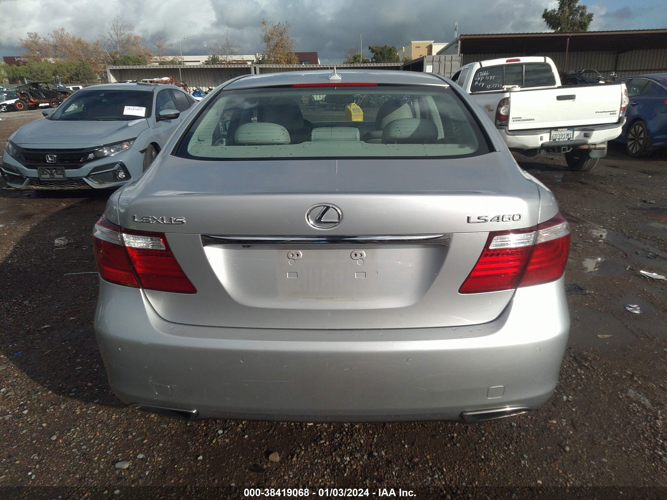 Photo 15 VIN: JTHBL46F685072305 - LEXUS LS 