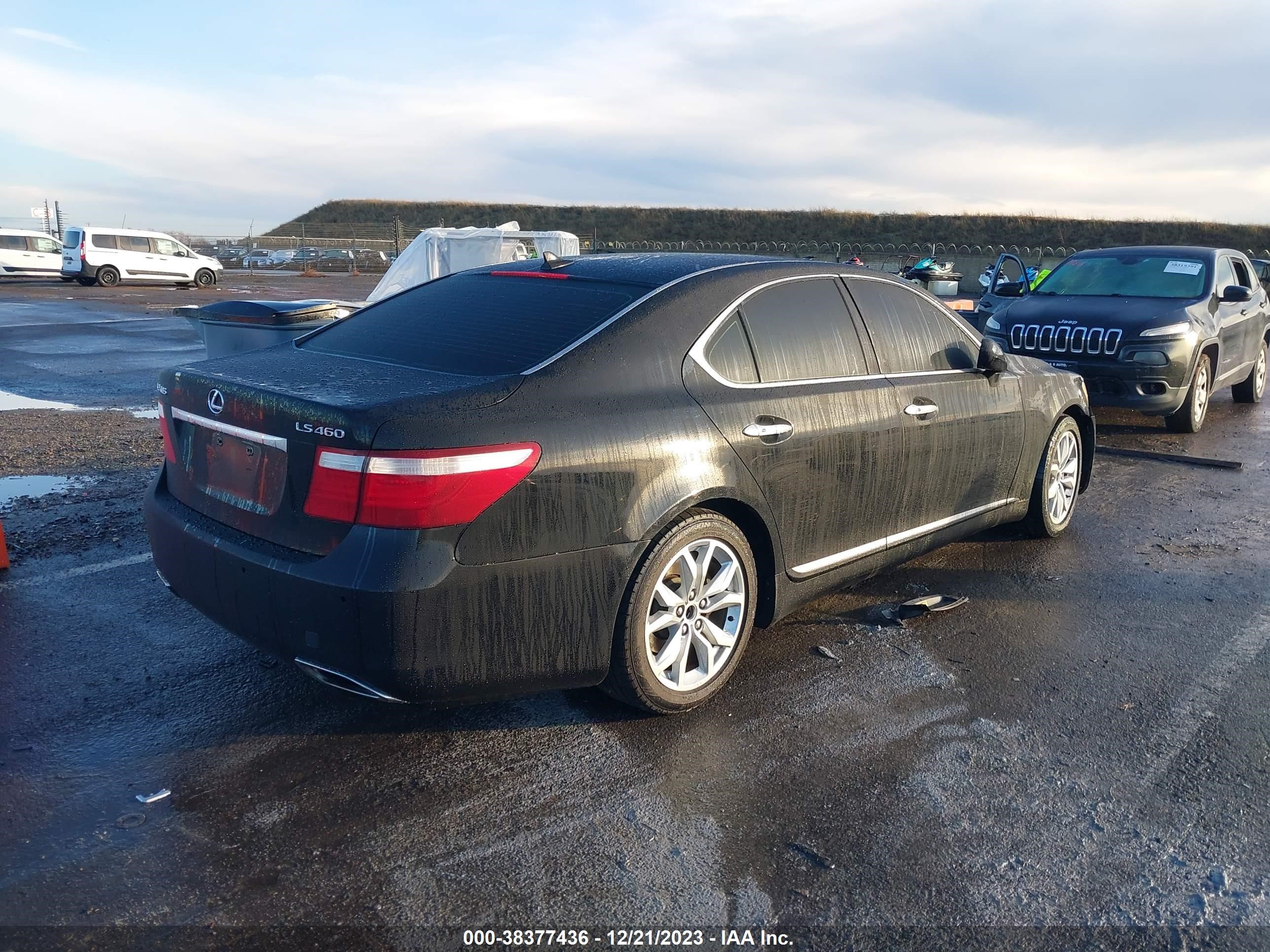 Photo 3 VIN: JTHBL46F685081750 - LEXUS LS 