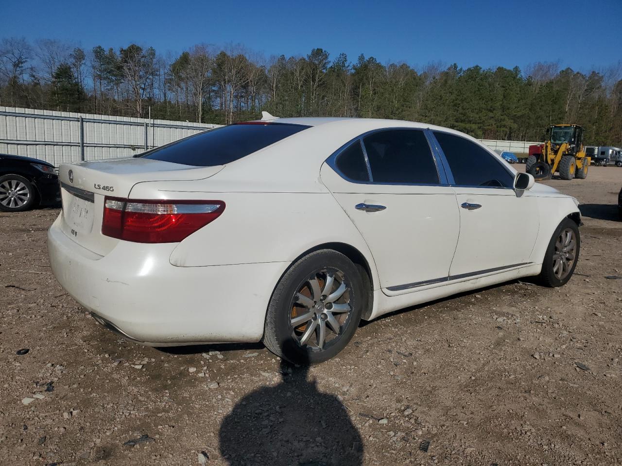 Photo 2 VIN: JTHBL46F775037903 - LEXUS LS 