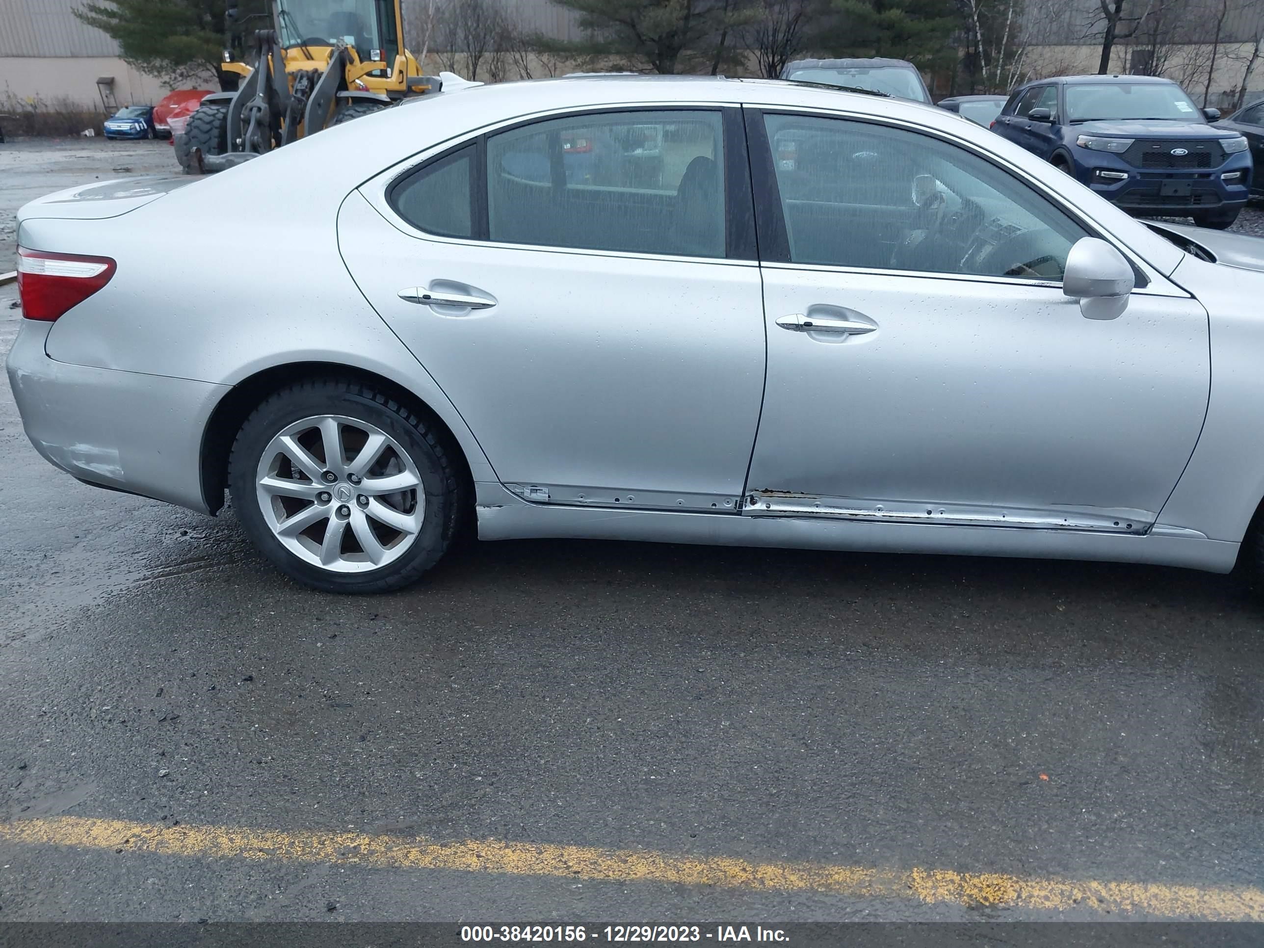 Photo 5 VIN: JTHBL46F785064424 - LEXUS LS 