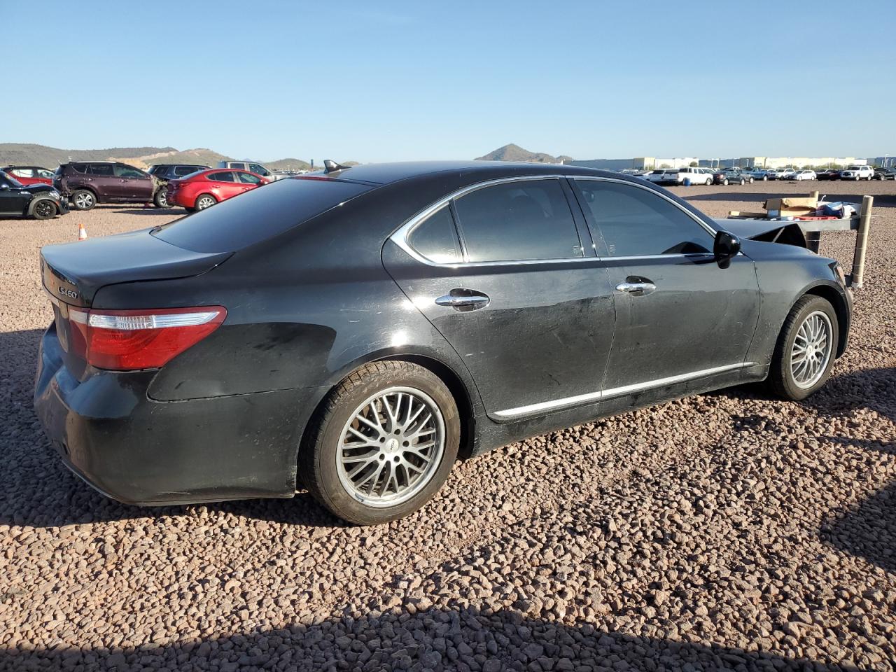 Photo 2 VIN: JTHBL46F795087901 - LEXUS LS 