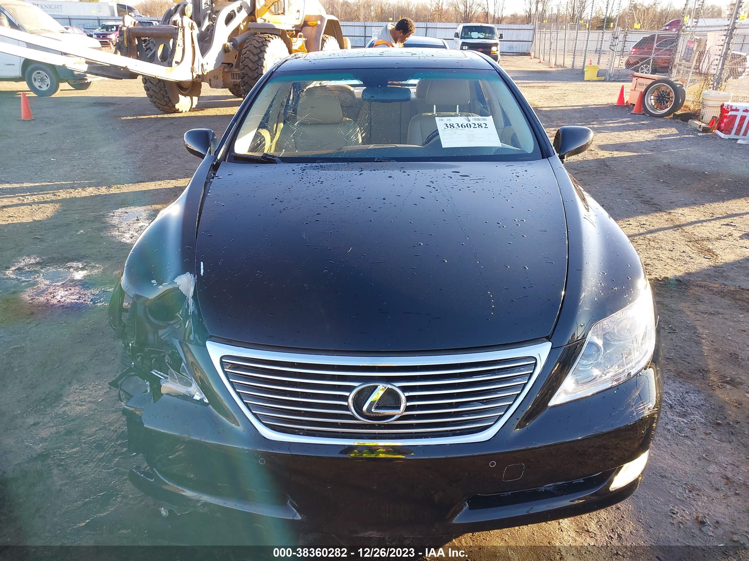 Photo 11 VIN: JTHBL46F795089079 - LEXUS LS 